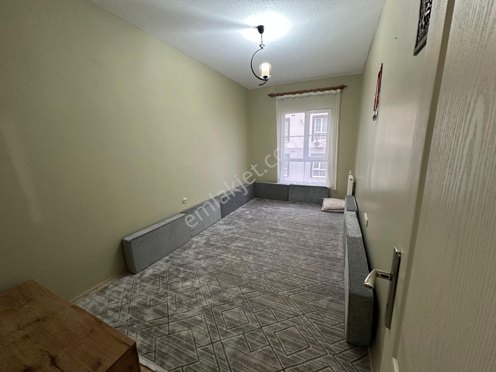 Akev Gayrimenkul'den Seyrantepe Toki Konutları 4+1 Ara Kat Daire - Görsel 6