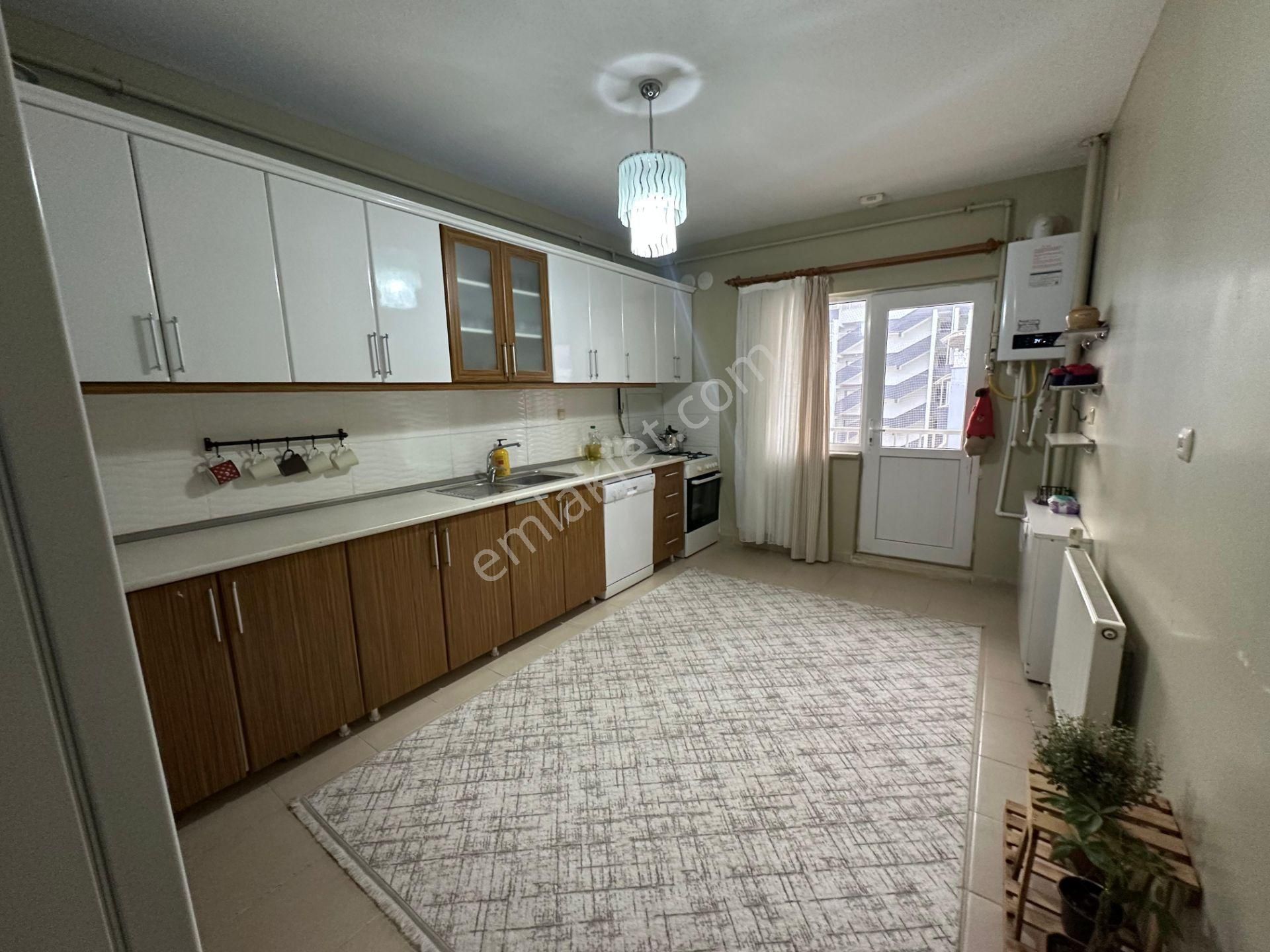 Akev Gayrimenkul'den Seyrantepe Toki Konutları 4+1 Ara Kat Daire - Görsel 22