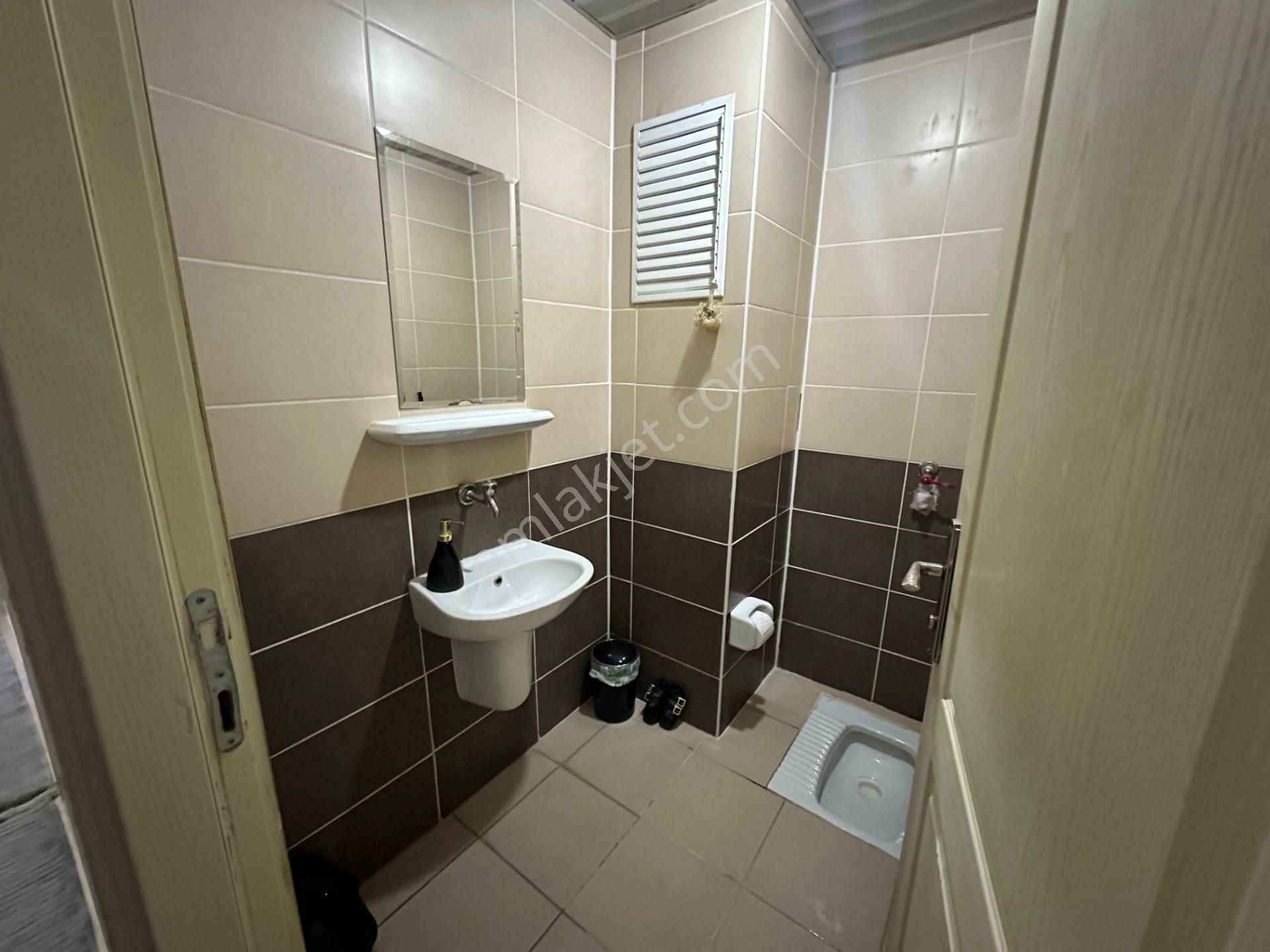 Akev Gayrimenkul'den Seyrantepe Toki Konutları 4+1 Ara Kat Daire - Görsel 21