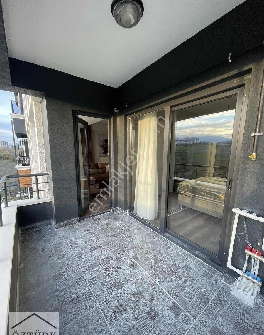 Aydınlık Caddesinde Site İçi Ultra Lüks Eşyalı Satılık 1+1 Daire - Görsel 13