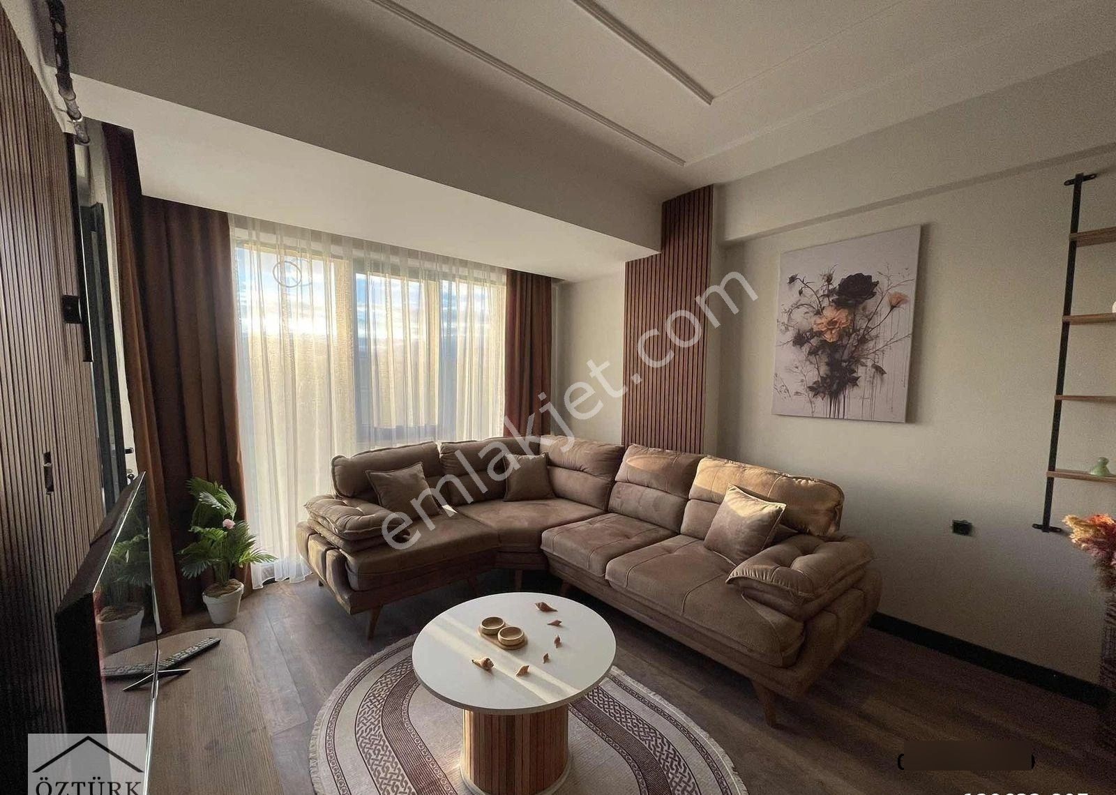 Aydınlık Caddesinde Site İçi Ultra Lüks Eşyalı Satılık 1+1 Daire - Görsel 14