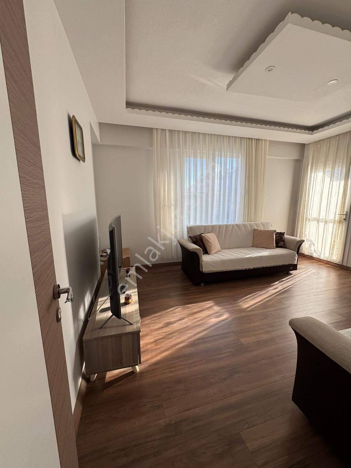 ❗️merkez Konumda 3+1 Daire Ara Kat Ayrı Mutfak❗️ - Görsel 2