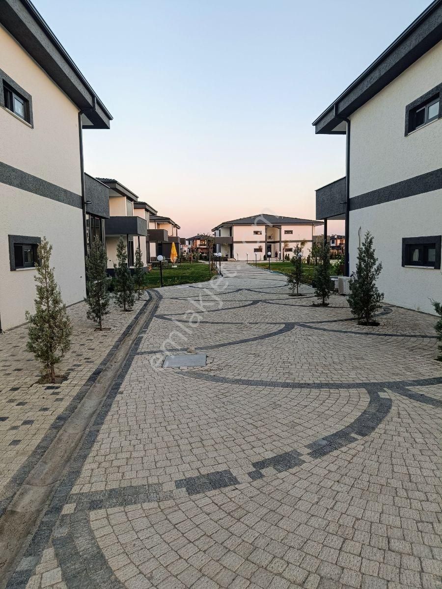 Taş Emlak'tan Havuzlu Sitede 2+1 Sıfır Daire - Görsel 9