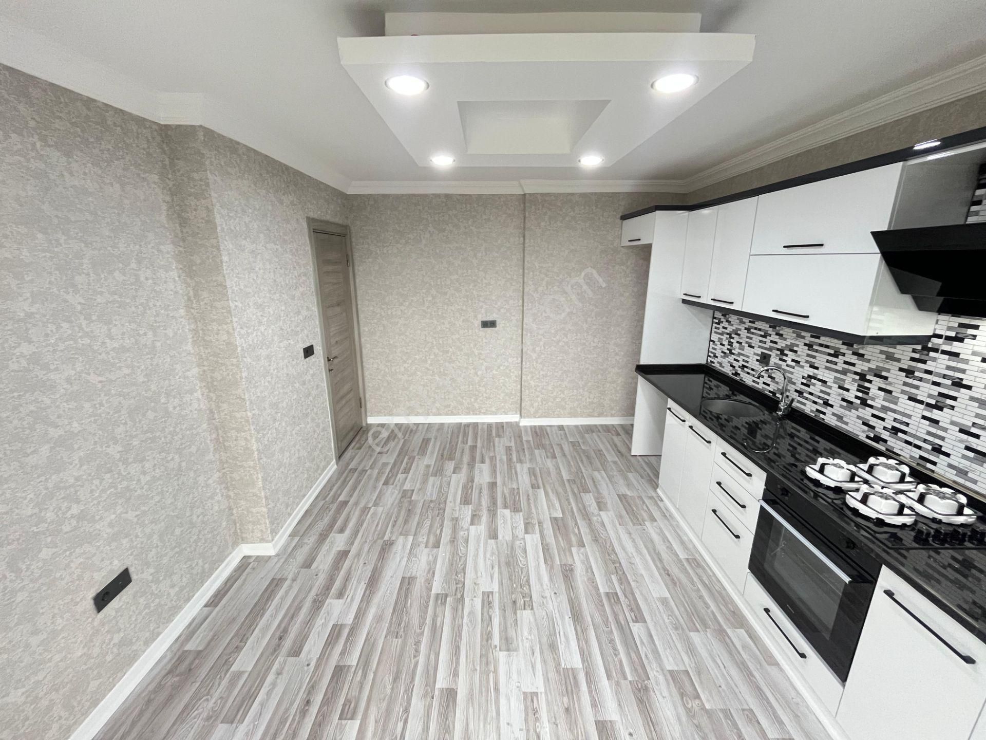 Akçay Özgüven Emlak'tan Ön Cephe Arakat Asansörlü Yeni 1+1 - Görsel 3