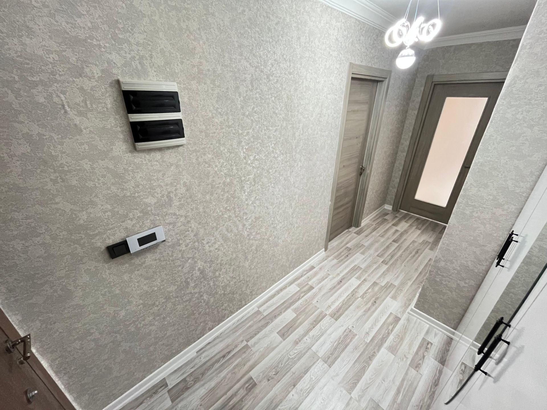 Akçay Özgüven Emlak'tan Ön Cephe Arakat Asansörlü Yeni 1+1 - Görsel 17