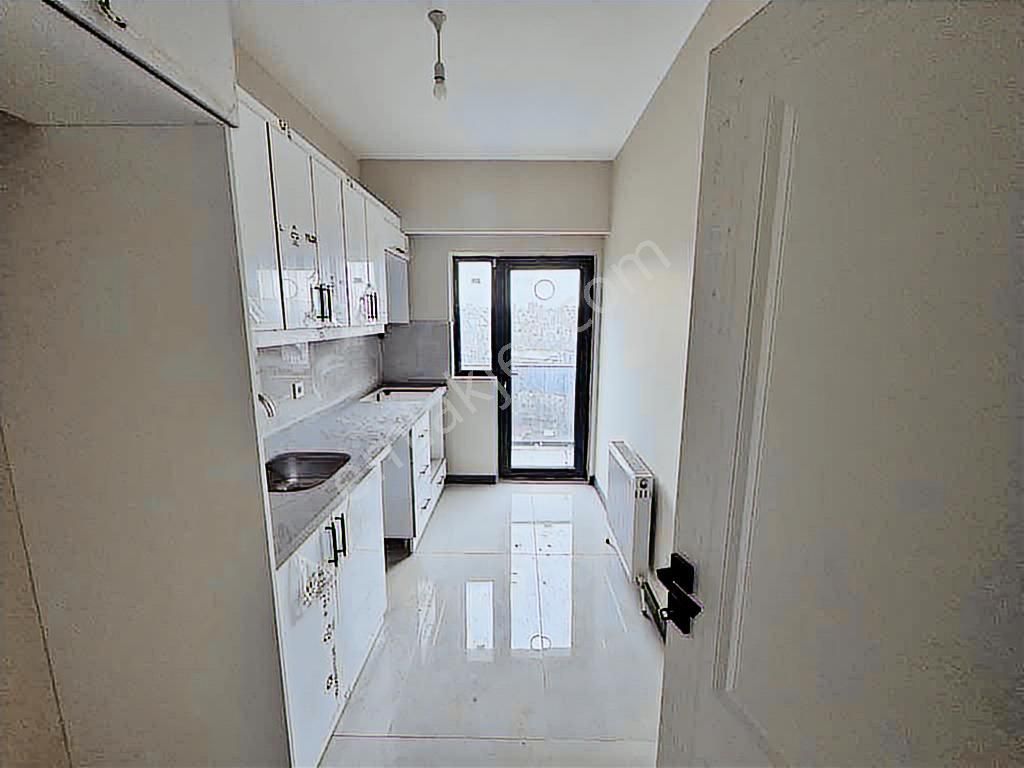 Çırçır'da Butik Sitede Şehir Manzaralı Kiralık 2+1 Sıfır Daire - Görsel 29
