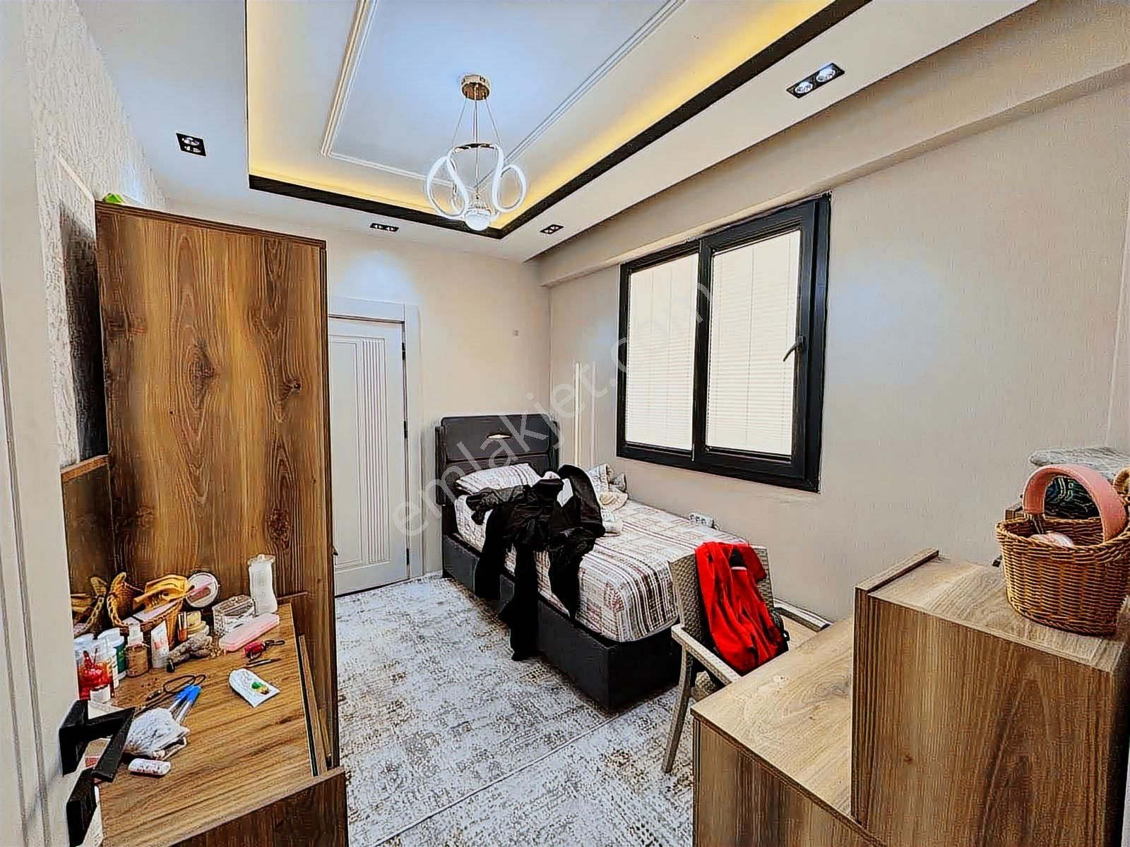 Uzaydan İbni Sinada Stars Class Sitesinde Satılık Ara Kat Daire - Görsel 10