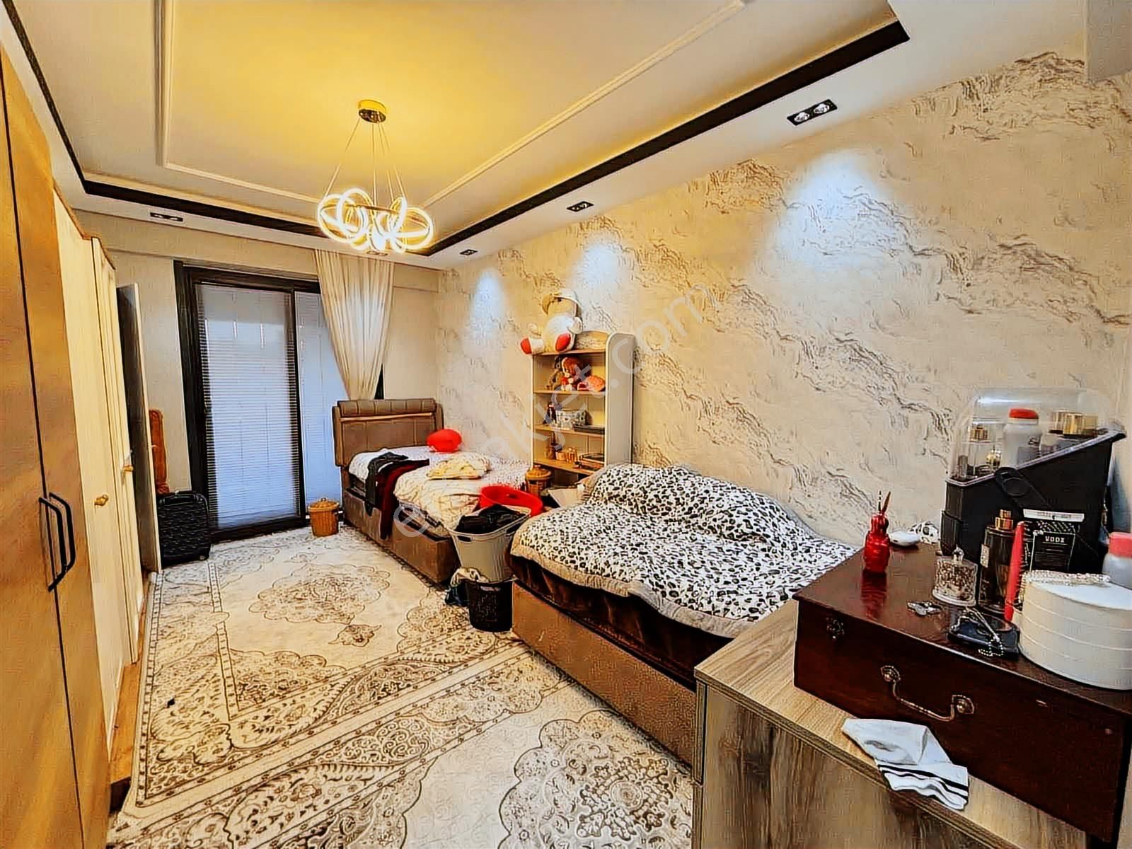 Uzaydan İbni Sinada Stars Class Sitesinde Satılık Ara Kat Daire - Görsel 32