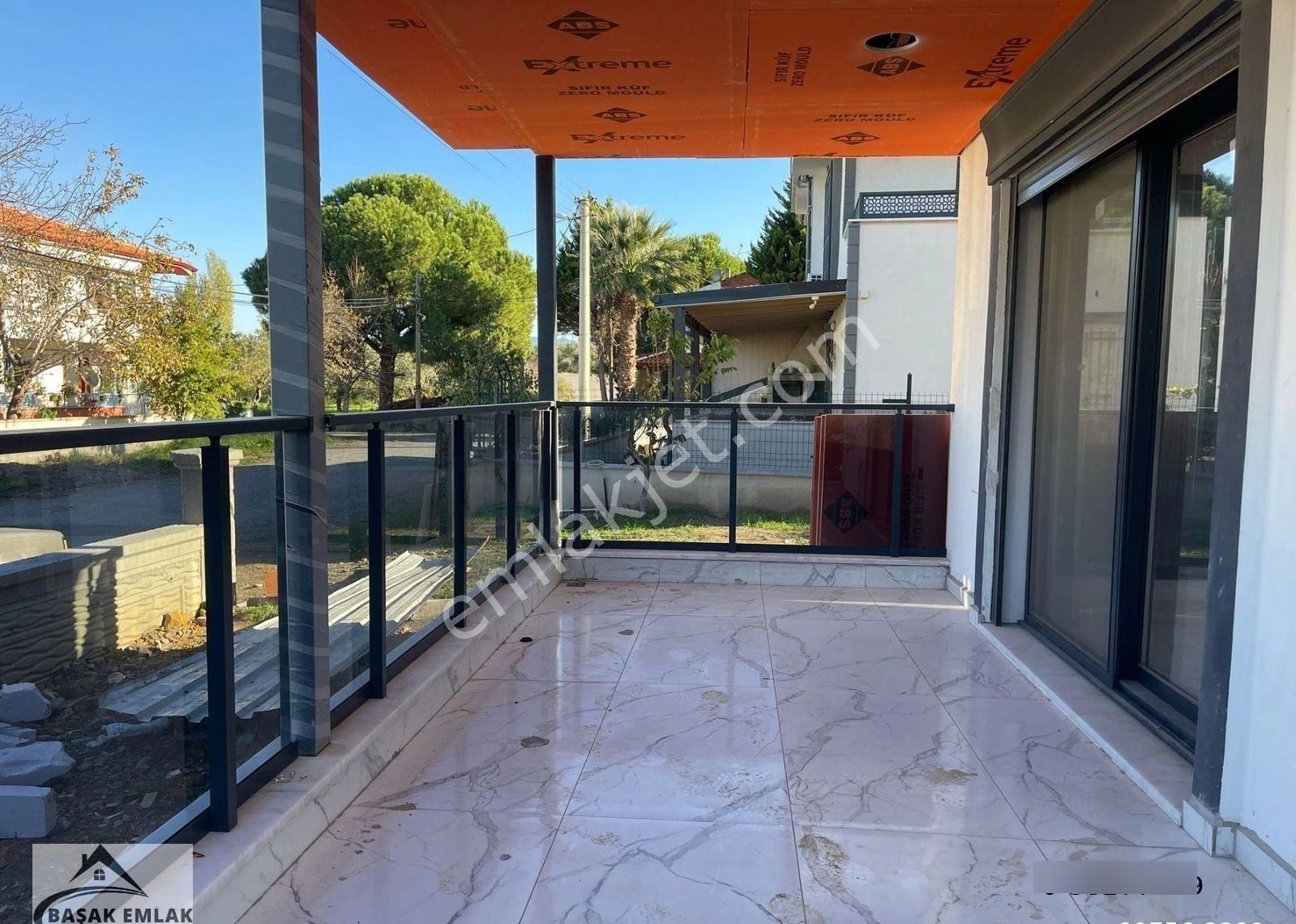 Başak Emlaktan İskele Mah. Denize 300m Satılık Sıfır 1+1 Daire - Görsel 5