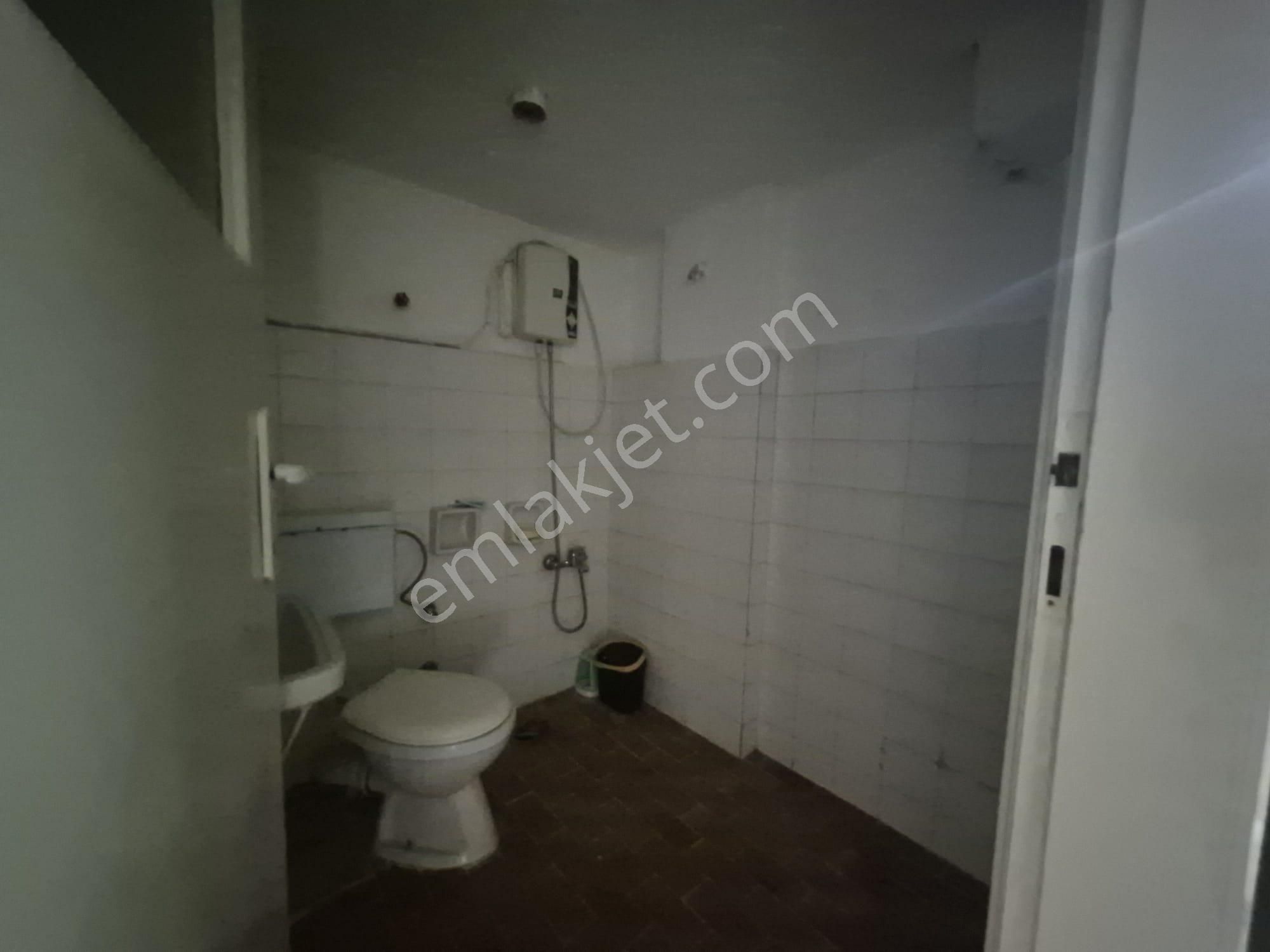 Golden Globy, Edremit Belediyesi Karşısında Merkezi Konumda Kiralık Eşyalı 2+1 Daire - Görsel 9