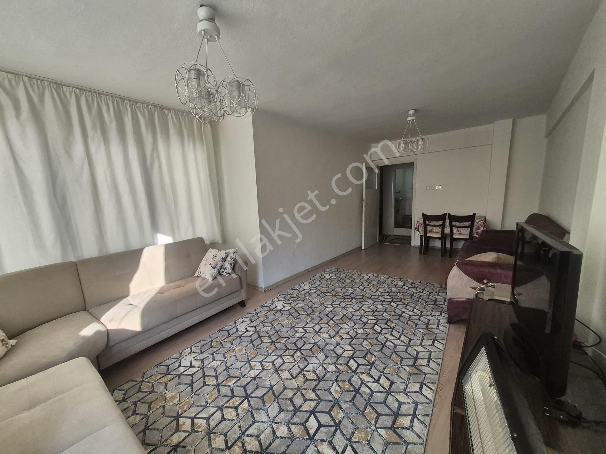 Golden Globy, Edremit Belediyesi Karşısında Merkezi Konumda Kiralık Eşyalı 2+1 Daire - Görsel 28