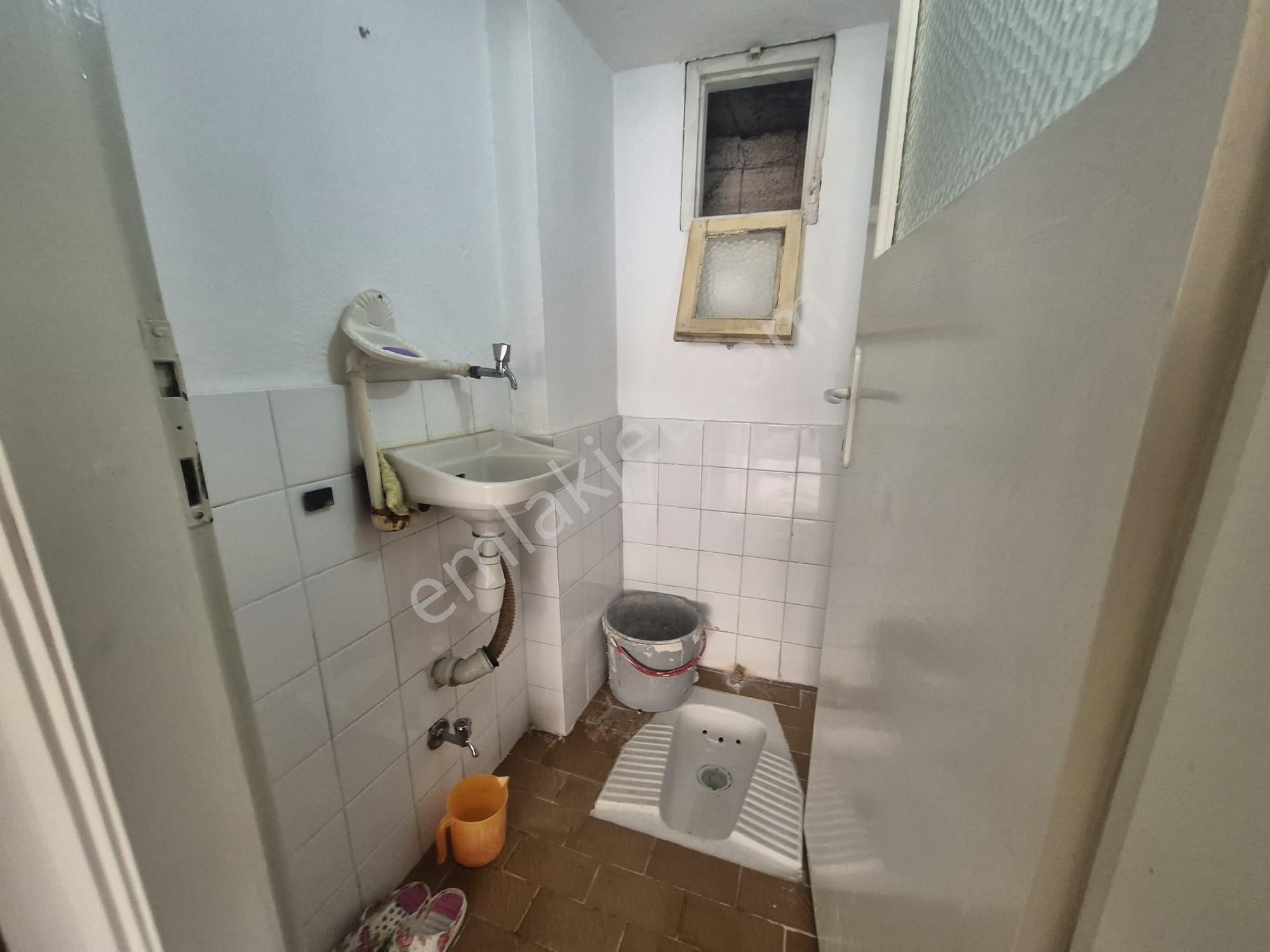 Golden Globy, Edremit Belediyesi Karşısında Merkezi Konumda Kiralık Eşyalı 2+1 Daire - Görsel 25