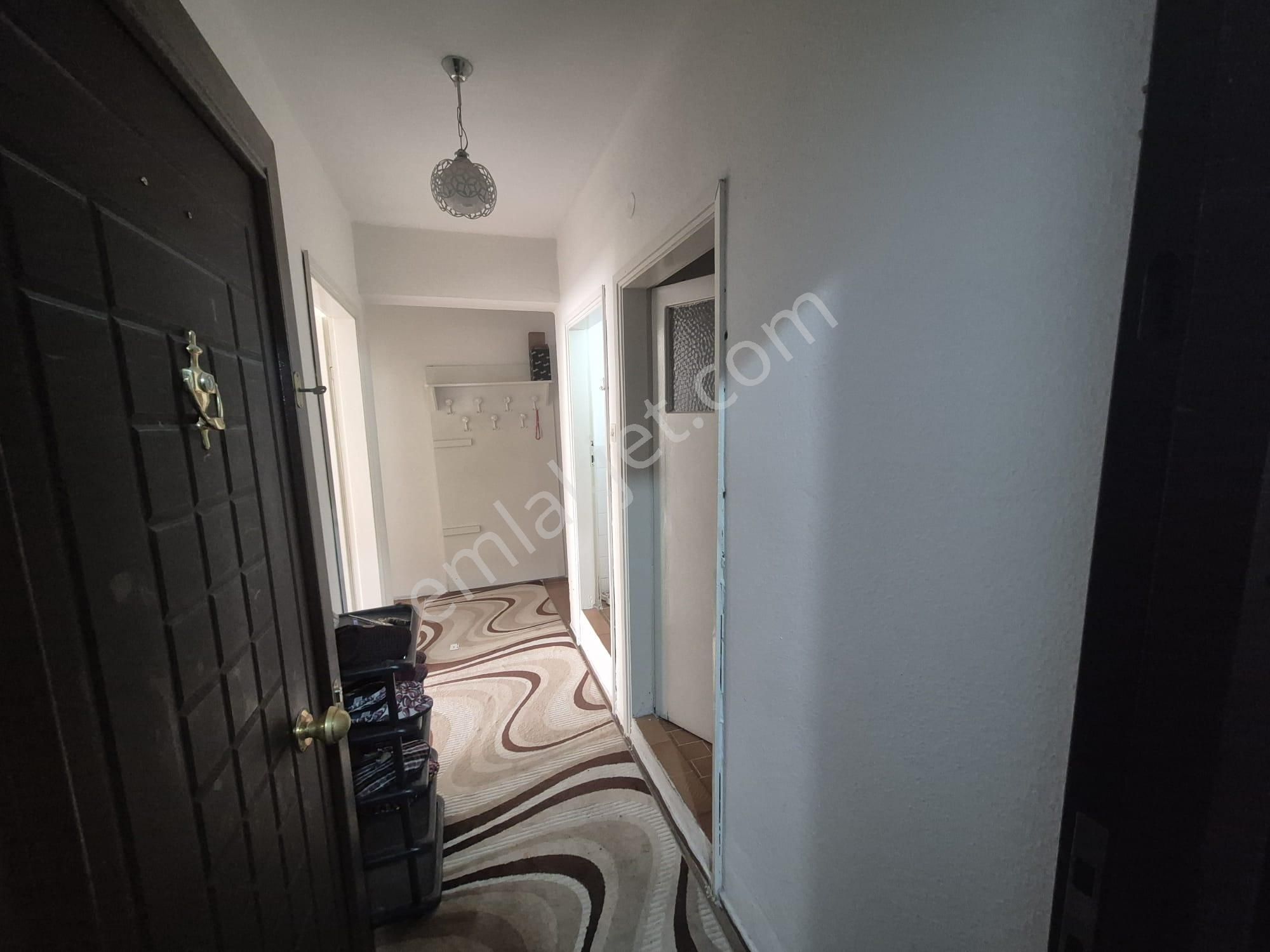 Golden Globy, Edremit Belediyesi Karşısında Merkezi Konumda Kiralık Eşyalı 2+1 Daire - Görsel 27