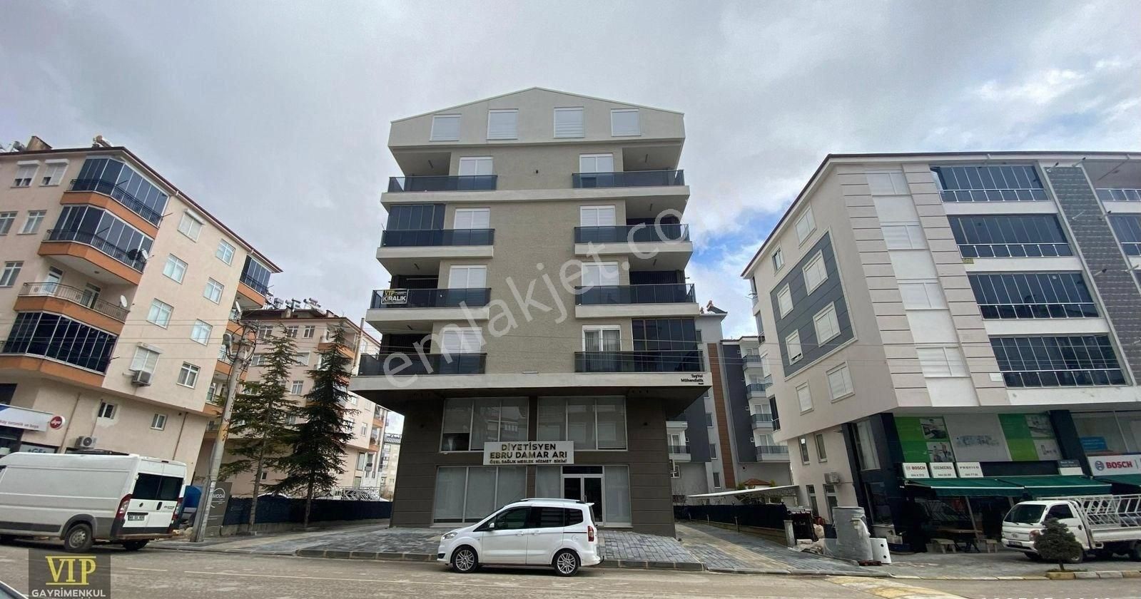 Vip Gayrimenkul'den Çarşı Merkezinde Kiralık 2+1 Sıfır Daire - Görsel 20
