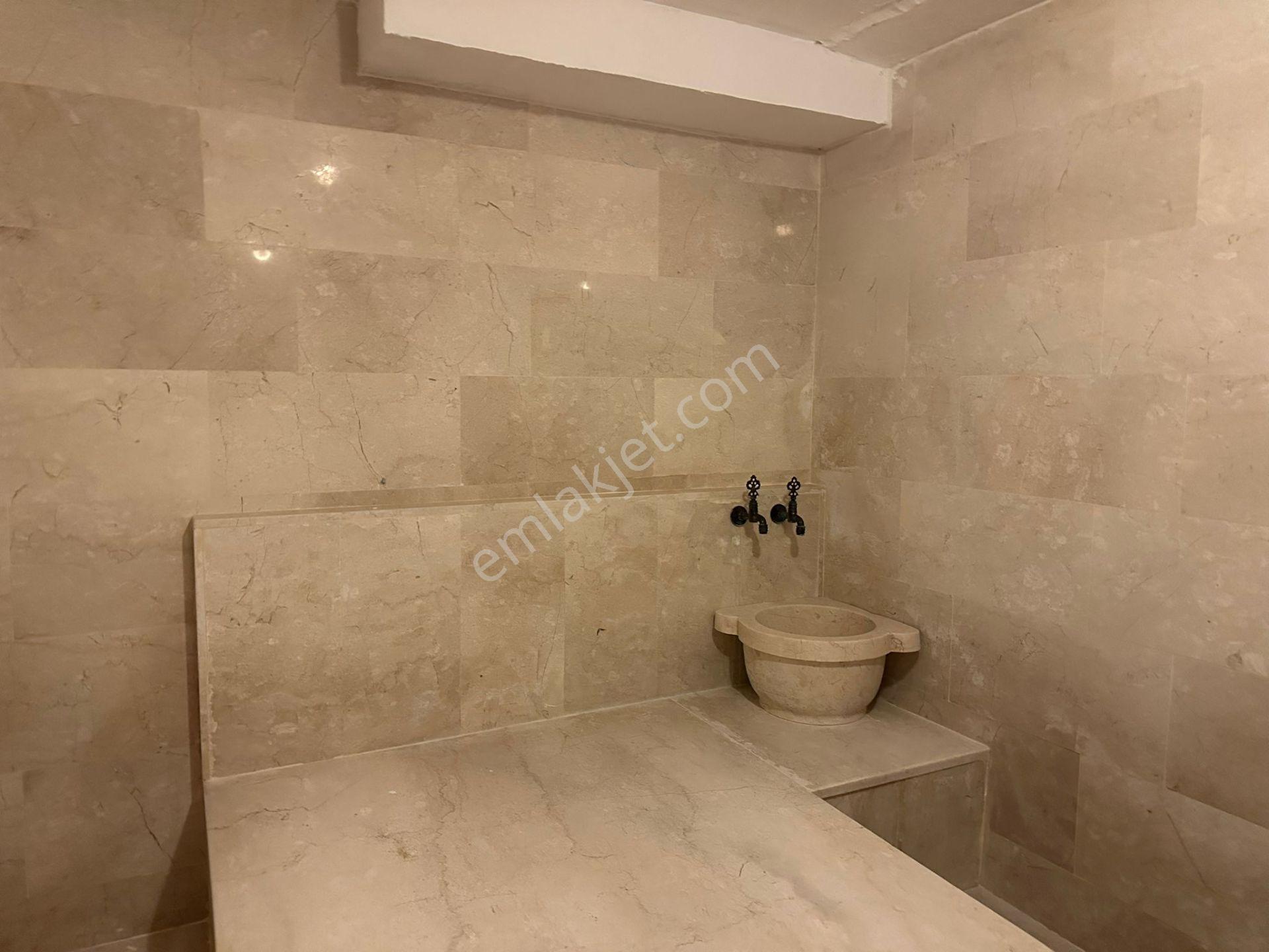 Çeşme Merkeze Ve Plaja Yakın Satılık Otel - Görsel 9