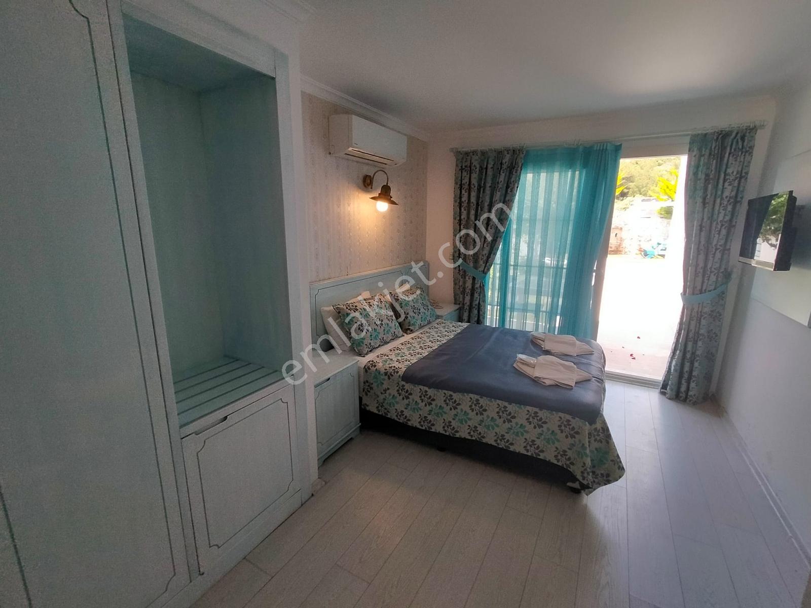 Çeşme Merkeze Ve Plaja Yakın Satılık Otel - Görsel 24