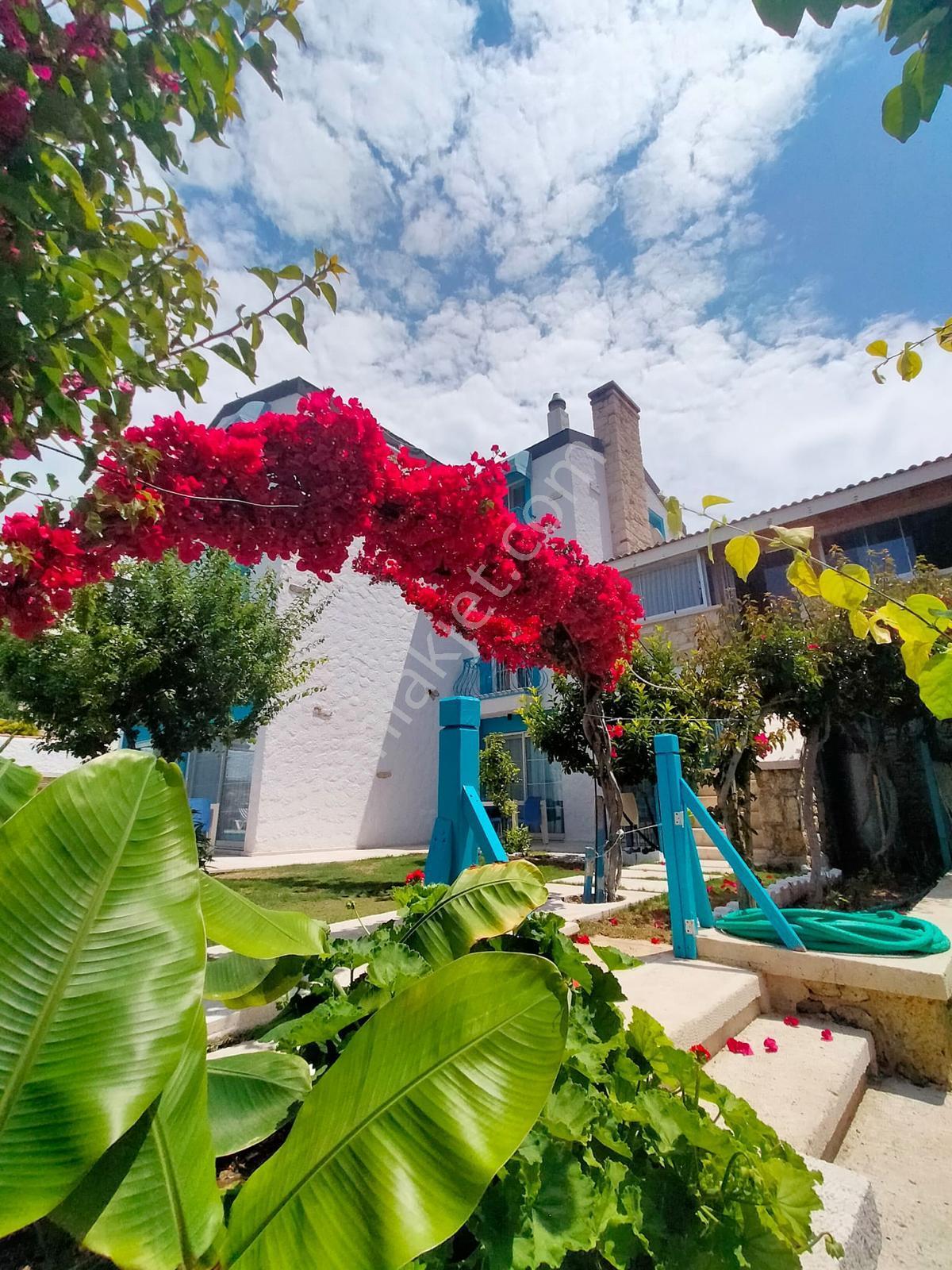 Çeşme Merkeze Ve Plaja Yakın Satılık Otel - Görsel 28