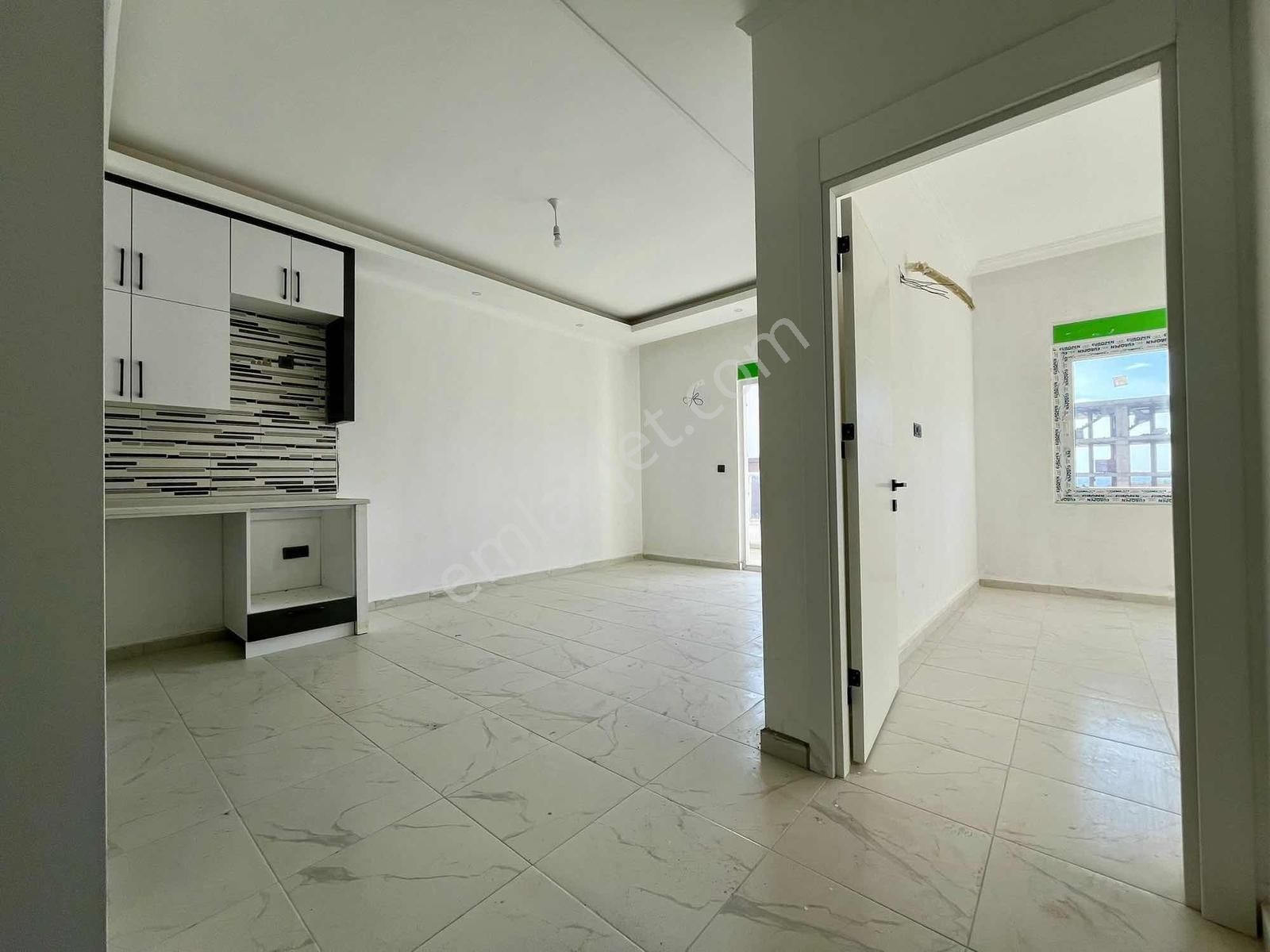 Avsallar İskan Alınmış Oturuma Hazır 1 + 1 Daire - Görsel 2