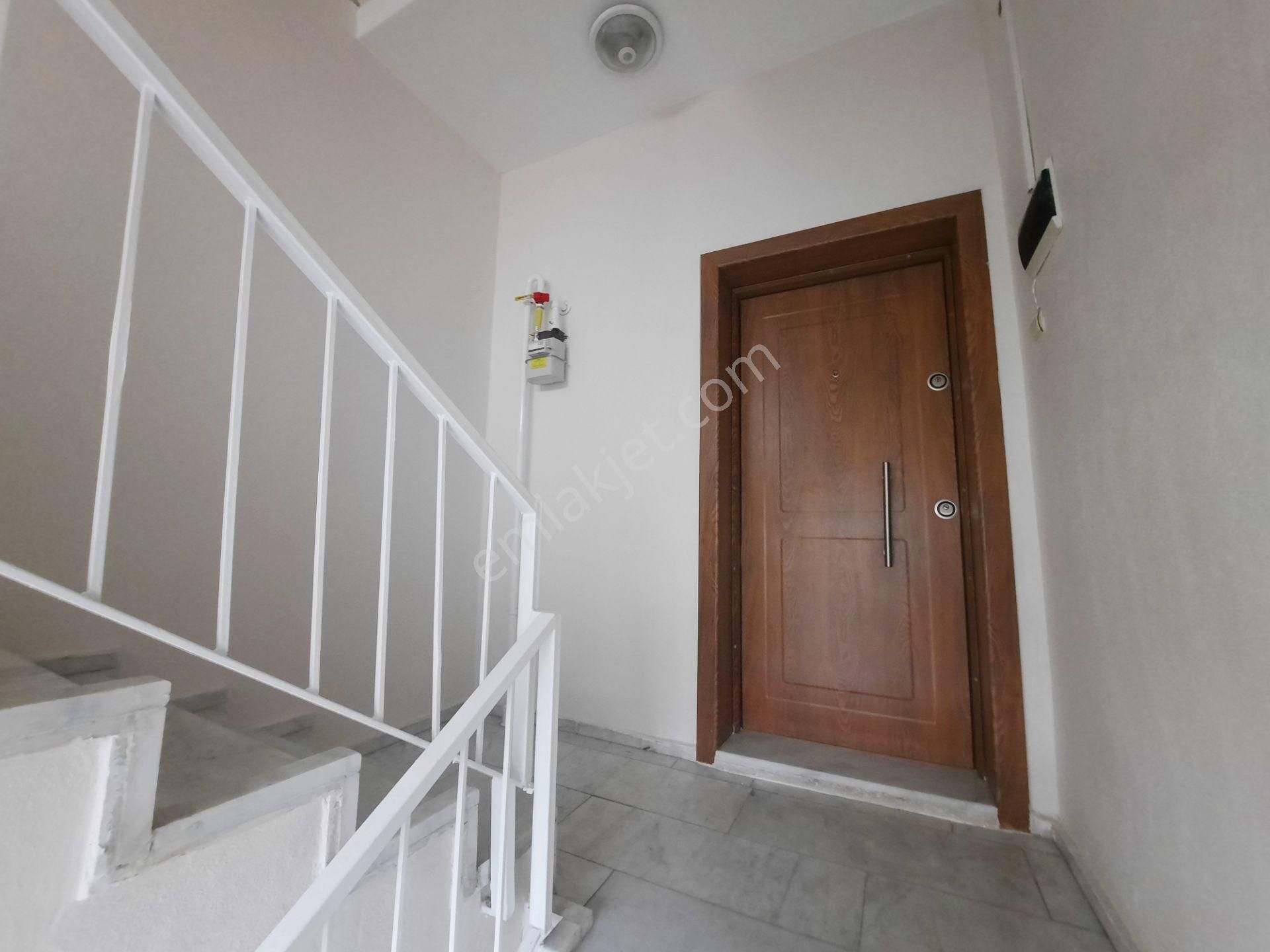 Zaferde Köşebaşı, Doğalgaz Kombili, 2+1 Yenilenmiş Ara Kat Daire.. - Görsel 16