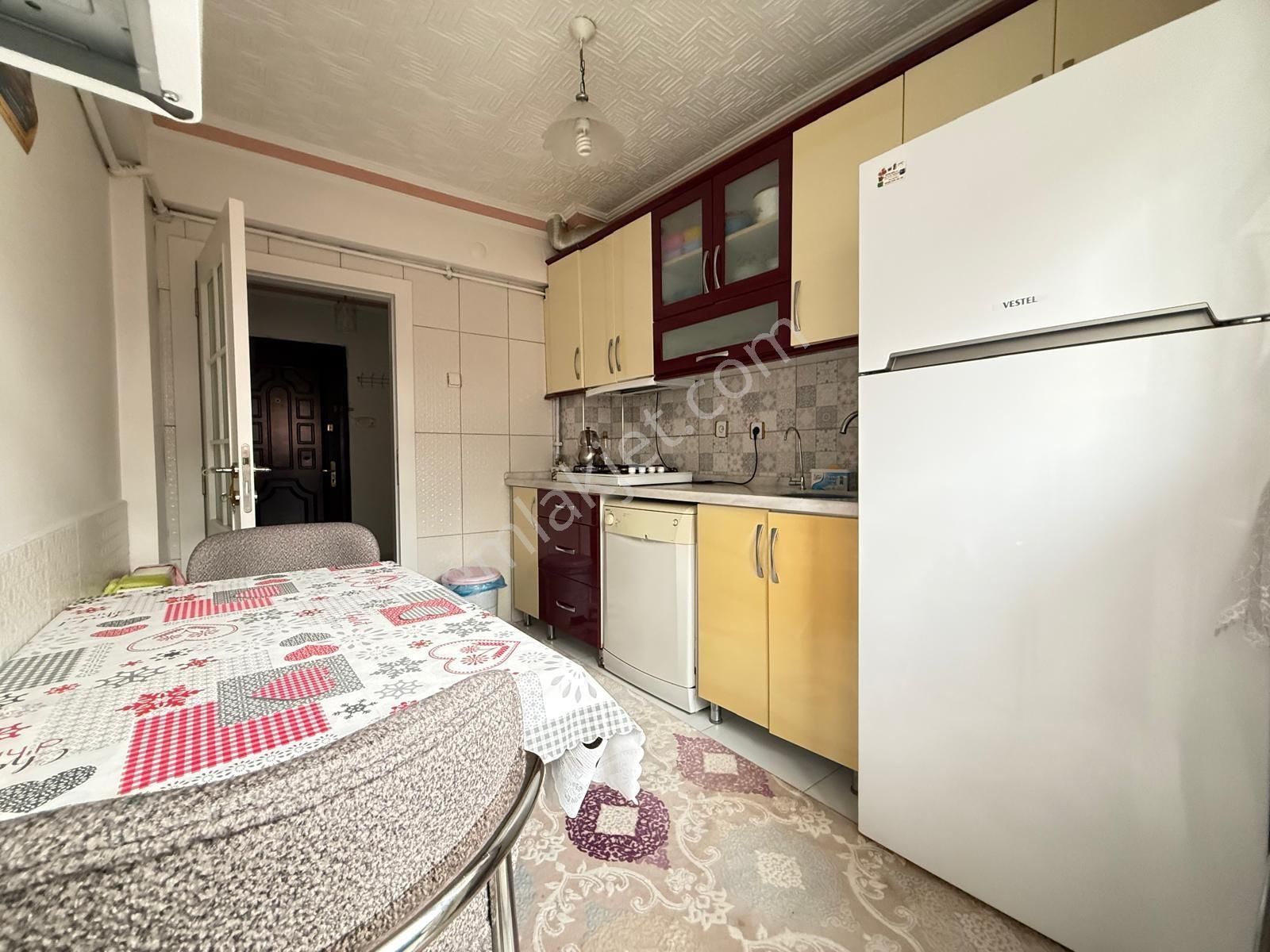 Kızılcahamam Cd.üzeri Geniş Bakımlı Ara Kat 3+1 Kupon Daire !!! - Görsel 11