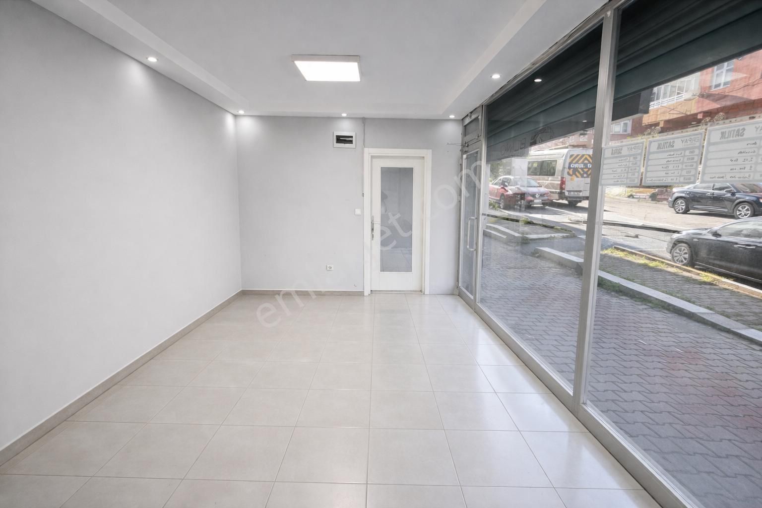 Yüksek Görünürlük Alanında Avantajlı Dükkan Fırsatı - Görsel 4