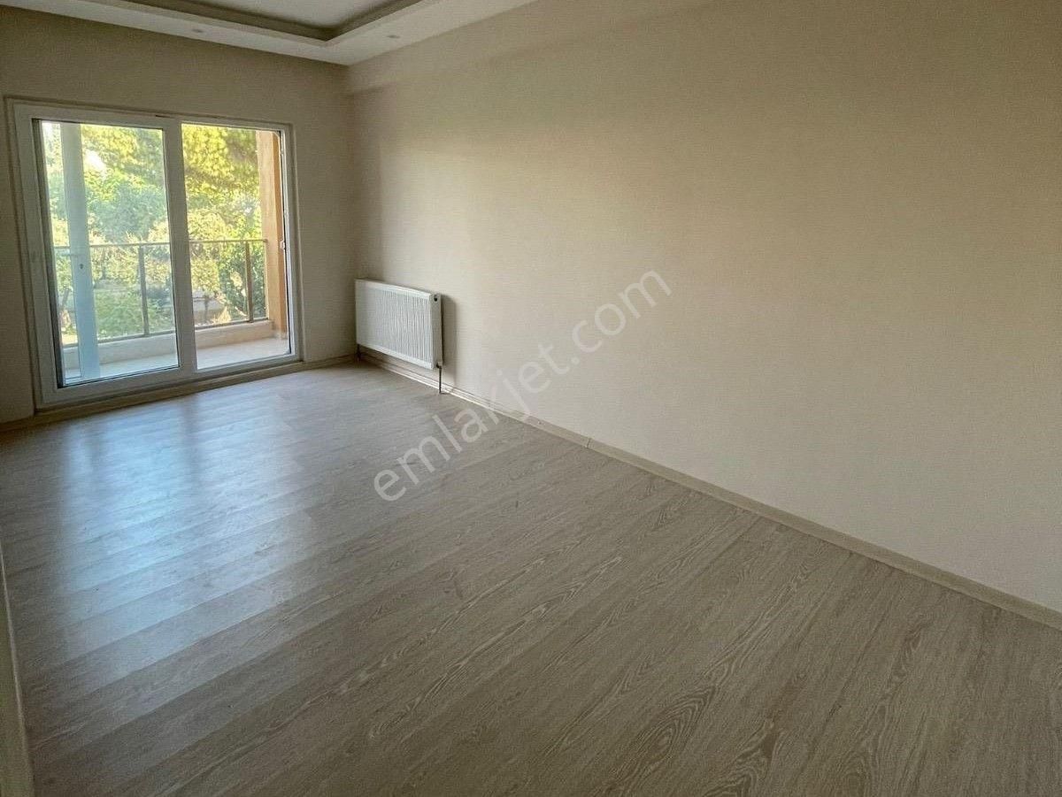 Yeşil Mah.de Park Manzaralı Kiracılı, 2+1 Yeni Daire.. - Görsel 5