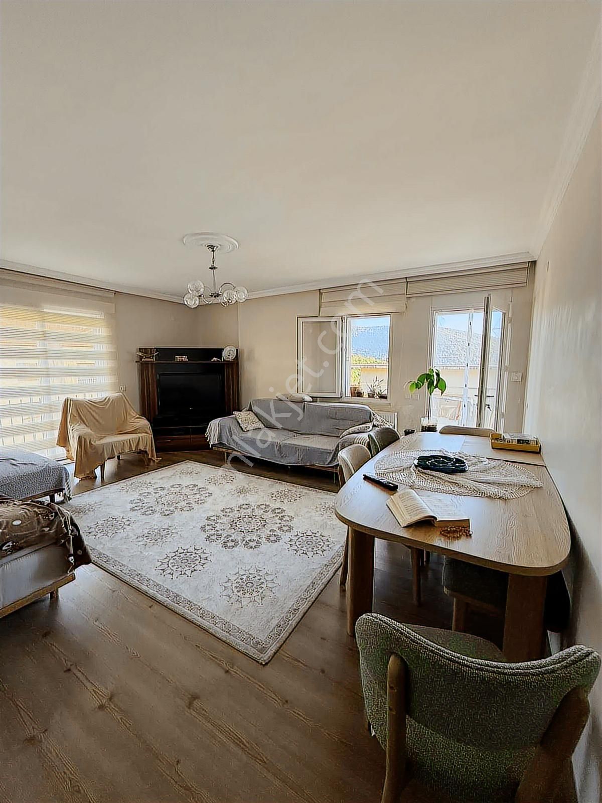 Menteşe Evleri 3+1 Ebeveyn Banyolu Satılık Daire