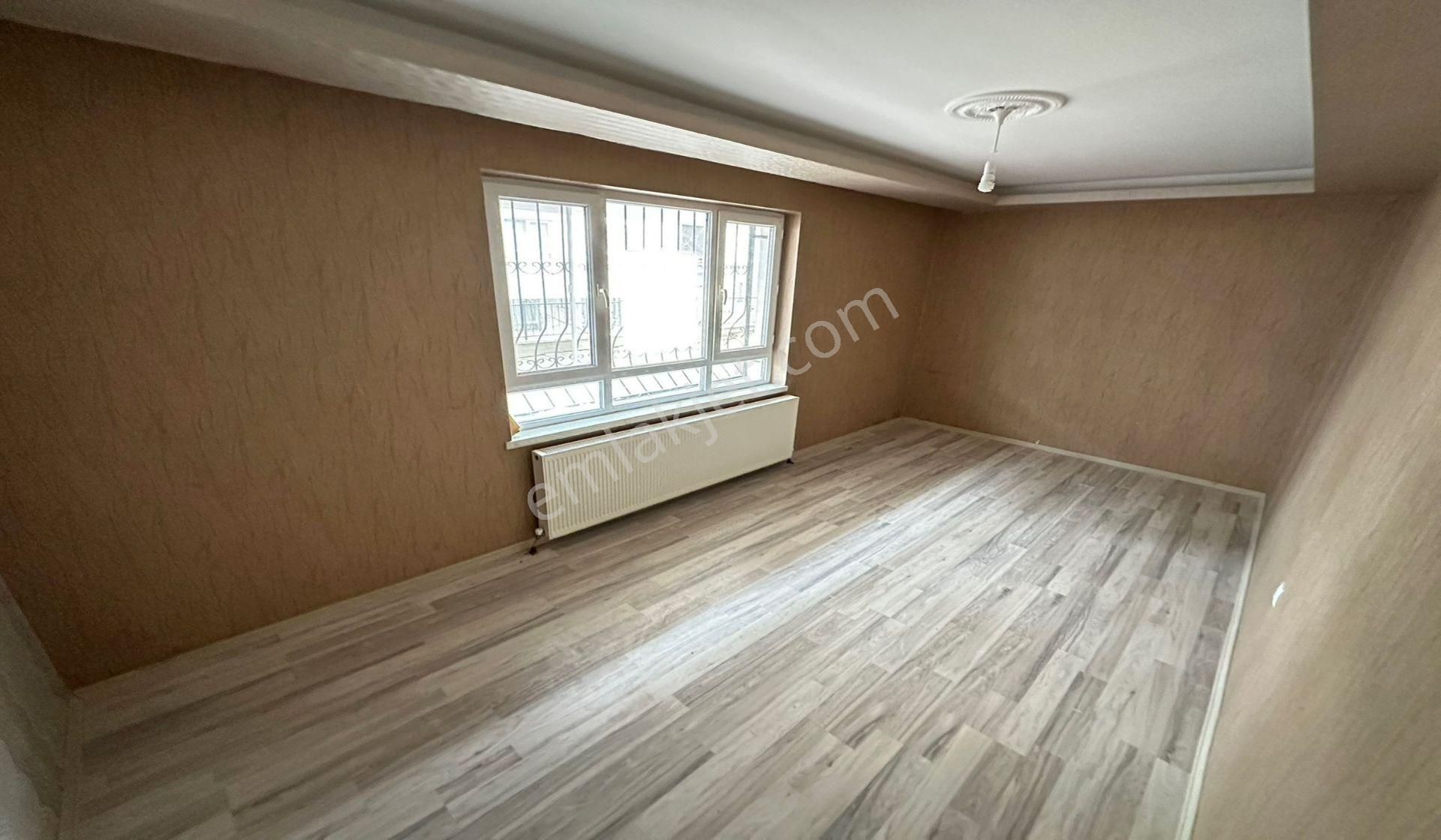 Atapark 3+1 Giriş Kat Konumunda Geniş Daire Asansörlü - Görsel 10