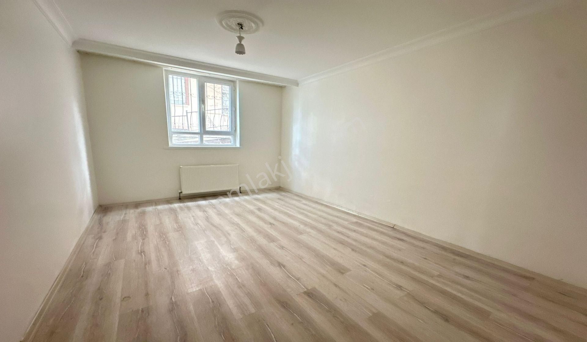 Atapark 3+1 Giriş Kat Konumunda Geniş Daire Asansörlü - Görsel 26