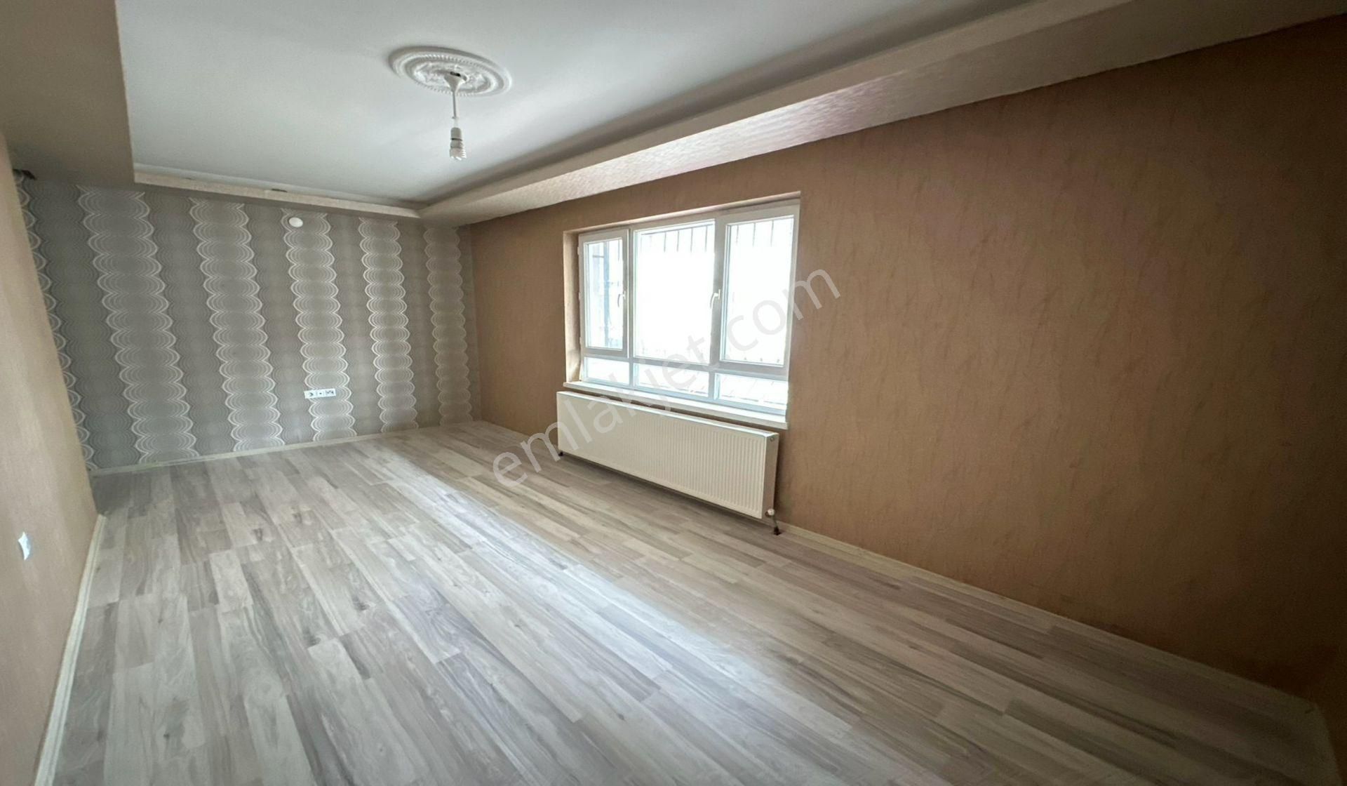 Atapark 3+1 Giriş Kat Konumunda Geniş Daire Asansörlü - Görsel 14