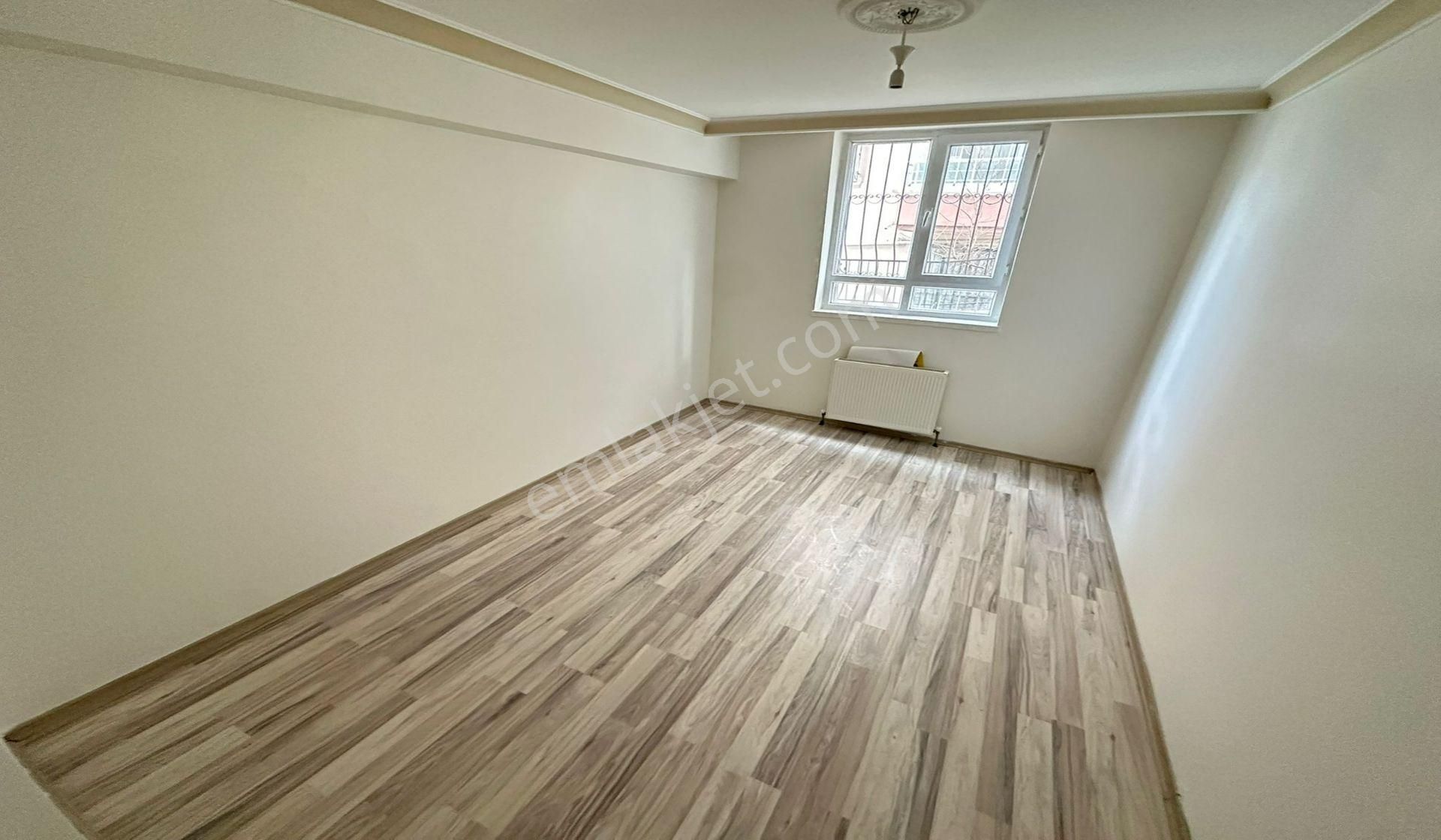 Atapark 3+1 Giriş Kat Konumunda Geniş Daire Asansörlü - Görsel 18