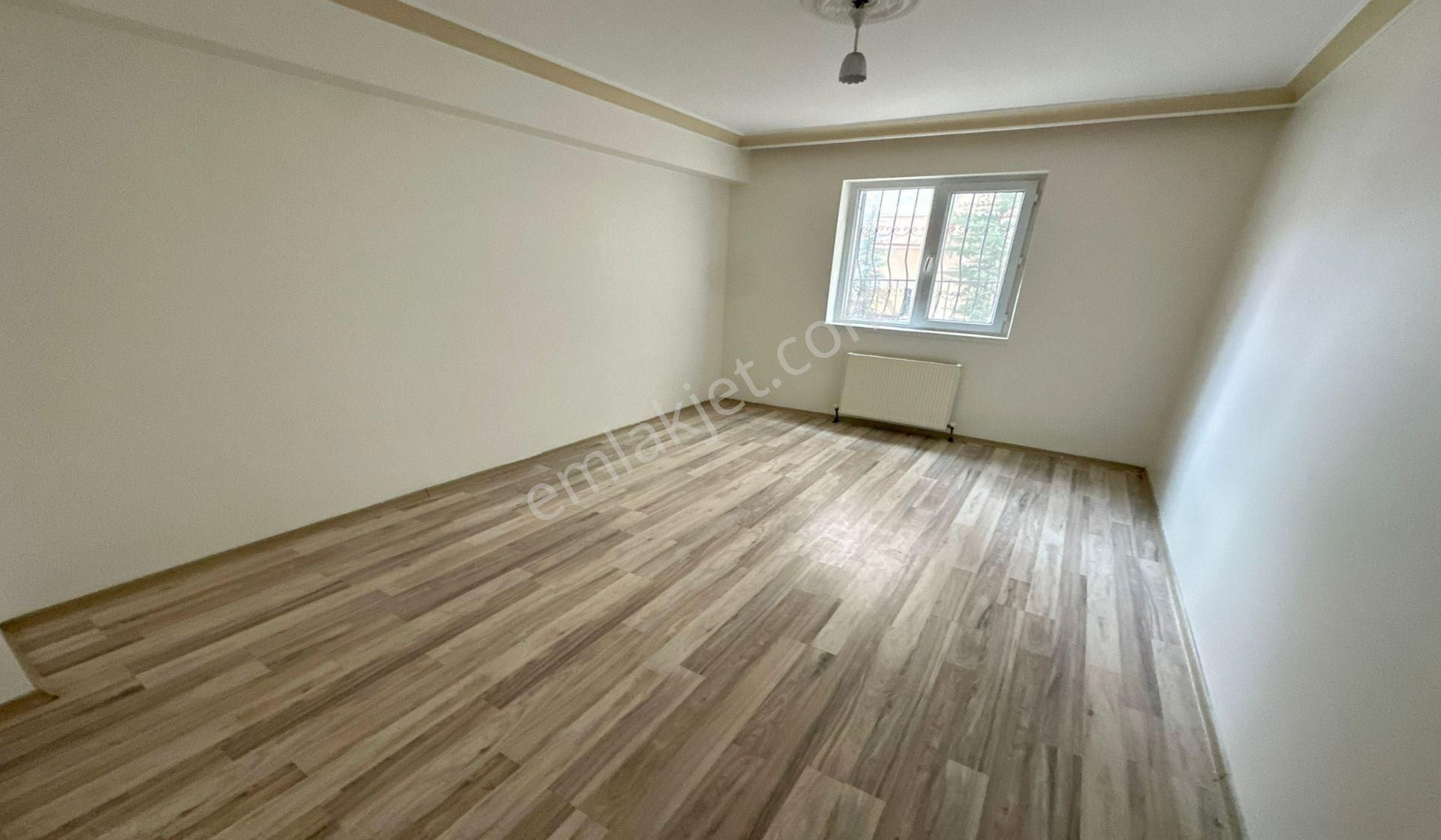 Atapark 3+1 Giriş Kat Konumunda Geniş Daire Asansörlü - Görsel 16