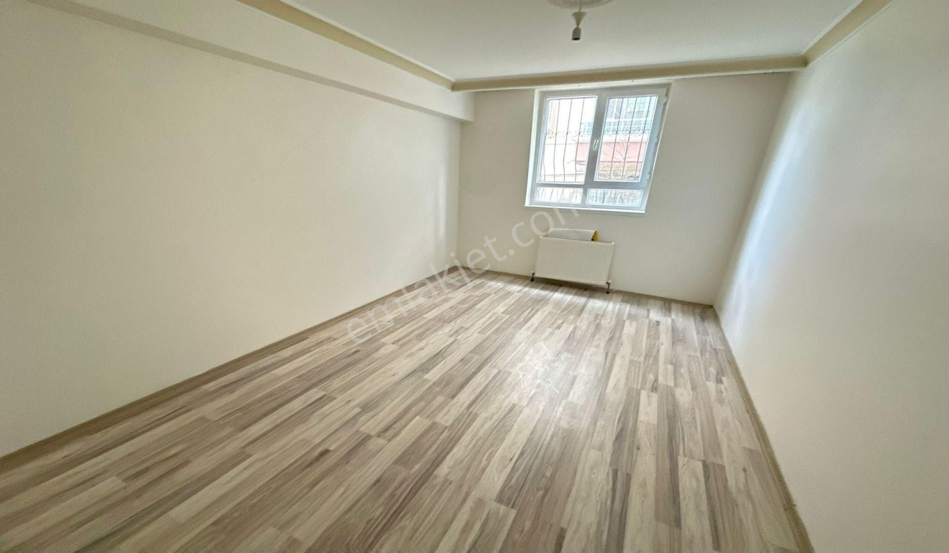 Atapark 3+1 Giriş Kat Konumunda Geniş Daire Asansörlü - Görsel 23