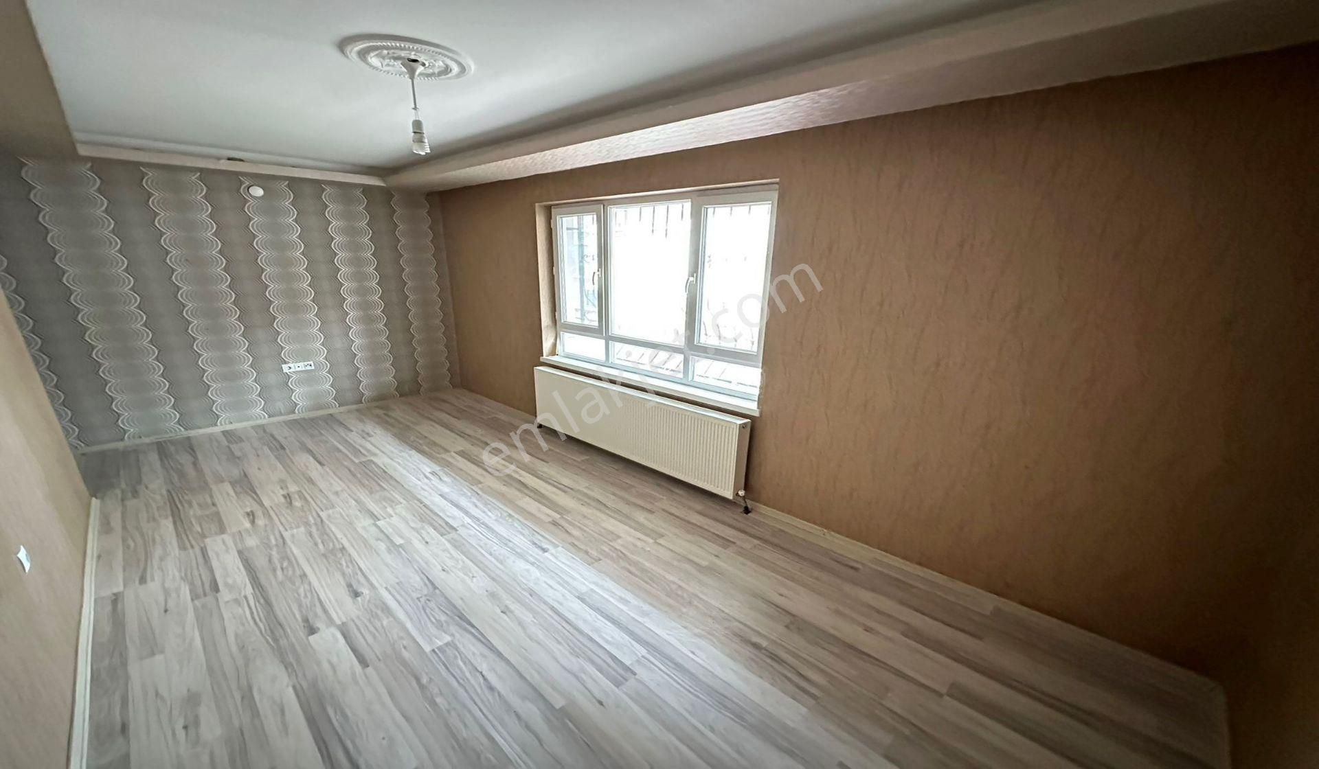 Atapark 3+1 Giriş Kat Konumunda Geniş Daire Asansörlü - Görsel 13