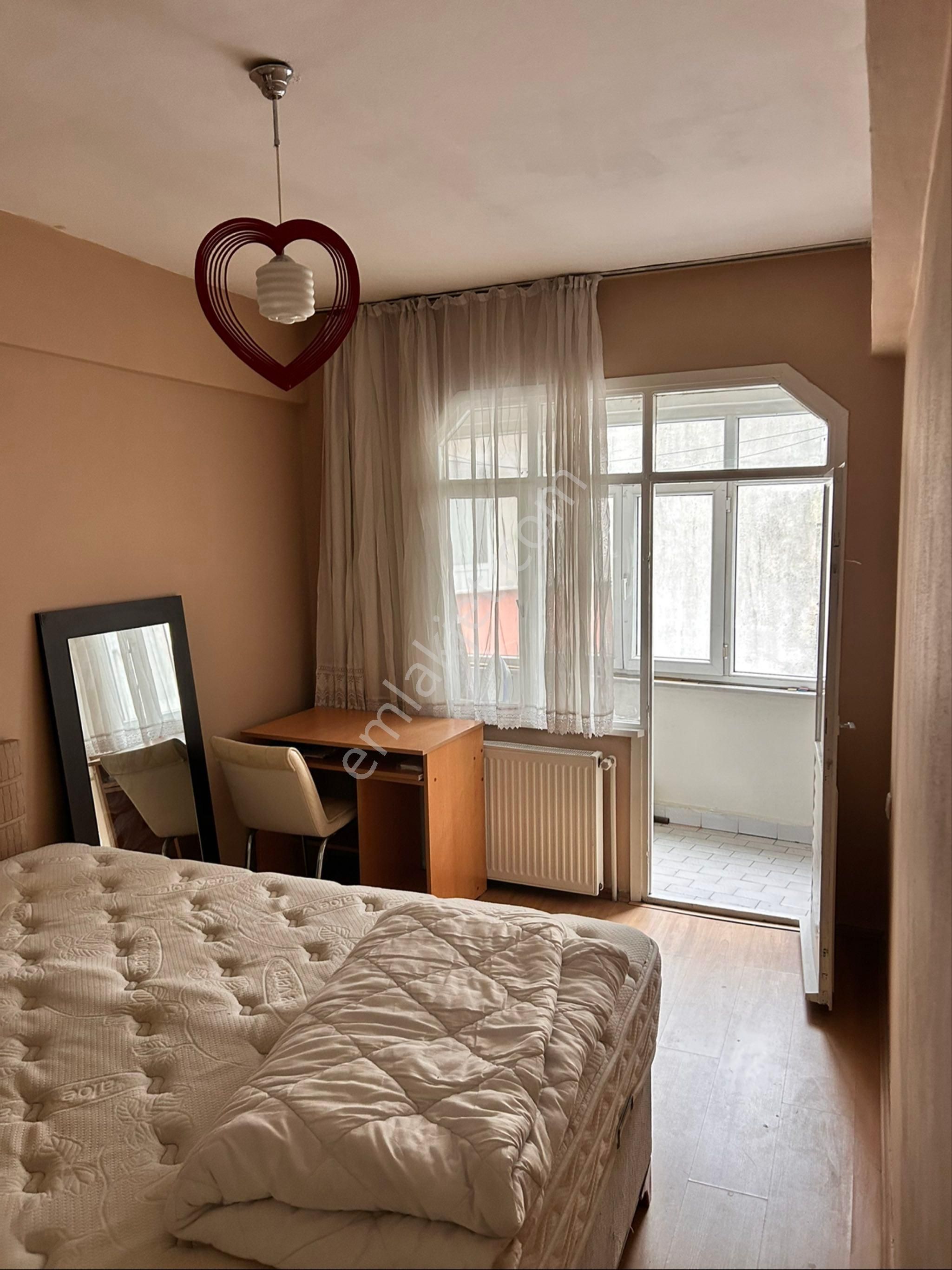 Yıldıztabya Cadde Üstü Ara Kat Temiz Daire - Görsel 7