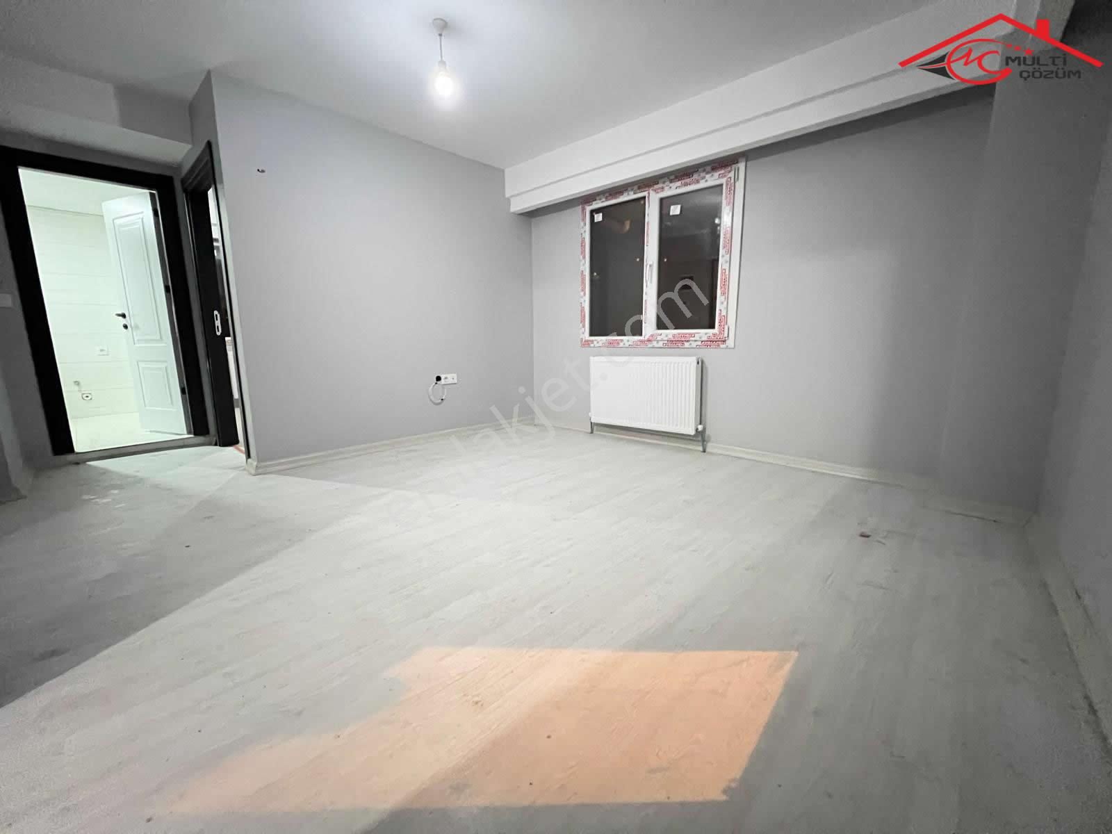 Bahçelievler Şirinevler Mahallesinde 1+1 Kiralık Bahçe Katı Daire - Görsel 15