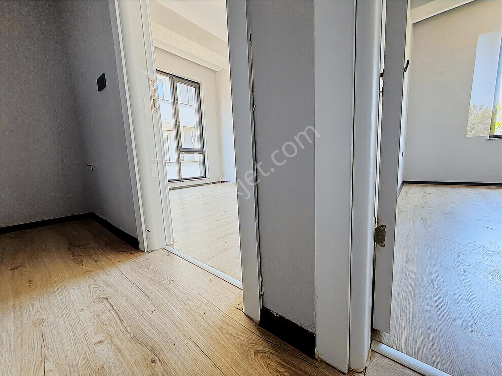Sıfır Müstakil Havuzlu Hamamlı Triblex Yerden Isıtmalı Lüx Villa - Görsel 24