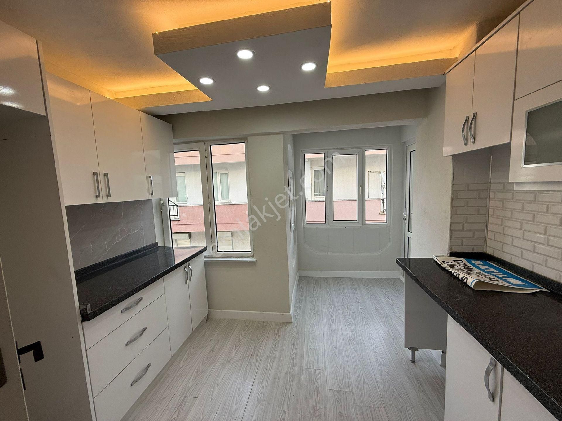 Taş Emlak'tan Sarımsaklıda 2+1 Bakımlı Daire - Görsel 17