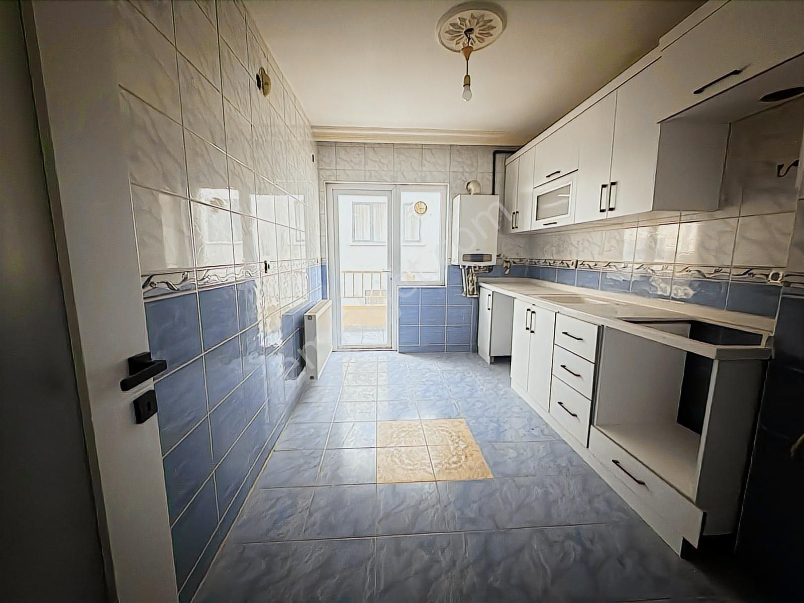 Keçiörende Kök Tapu Krediye Uygun Botanik Park Yanı Manzaralı - Görsel 6