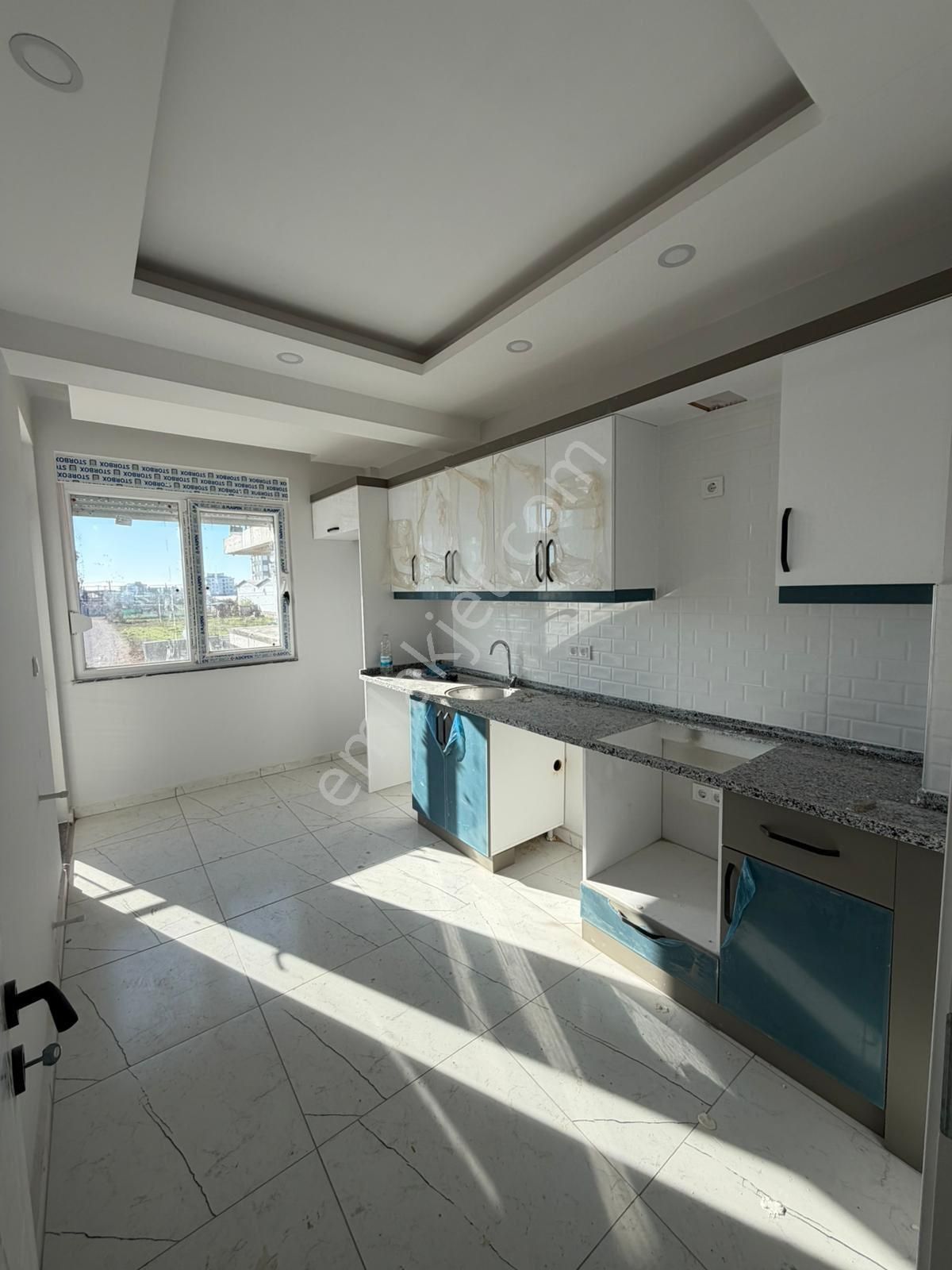 Tramwaya Yürüme Mesafesinde Katta Herşeyi Ayrı 2+1 Fırsat Daire - Görsel 8