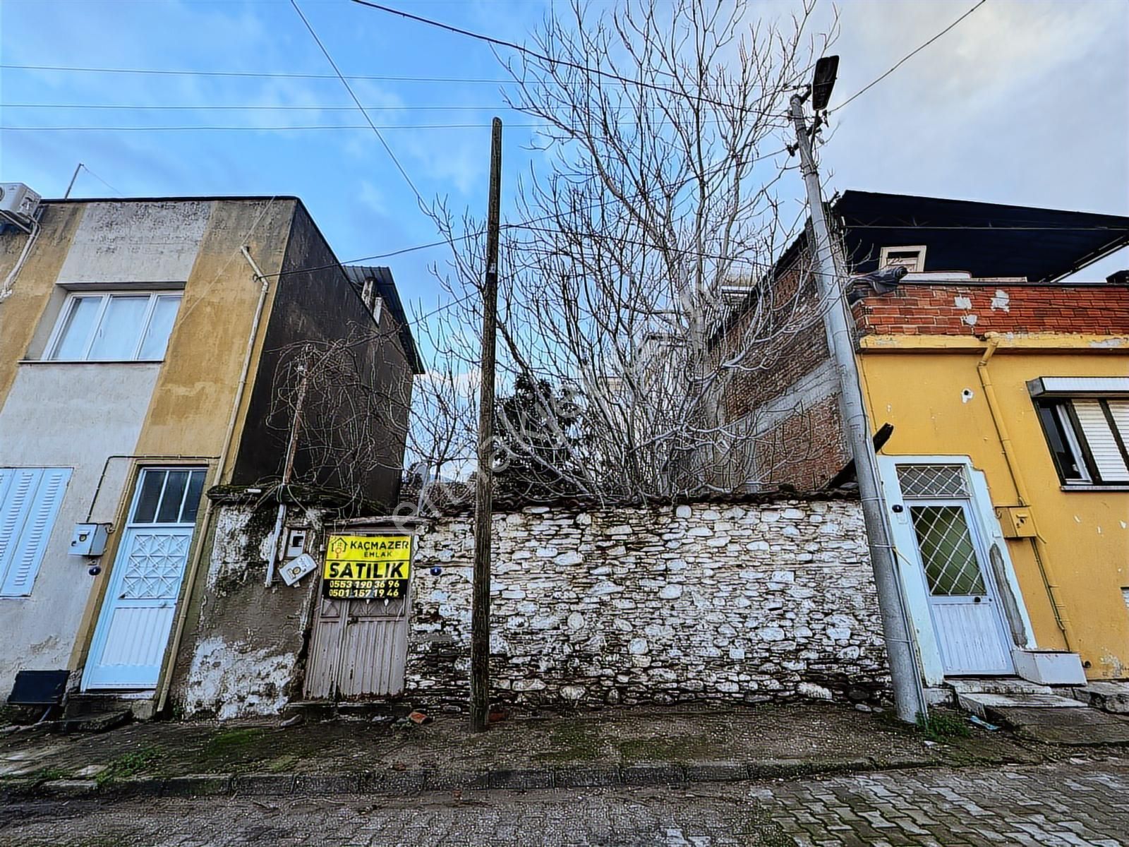Kaçmazer'den İstiklal Mahallesinde Satılık Müstakil Ev - Görsel 2