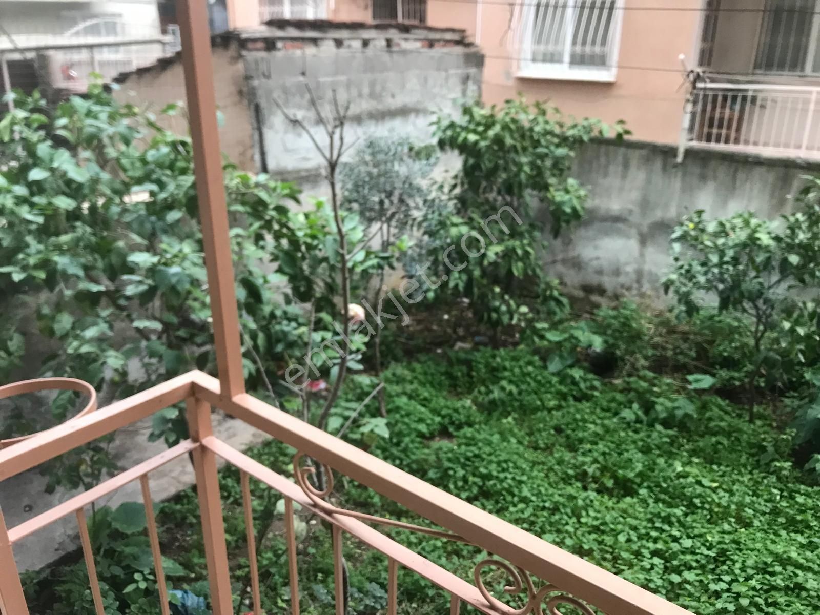 Buca Hasan Parkına Yakın Merkezi Konumda 2+1 Eşyalı Daire - Görsel 15