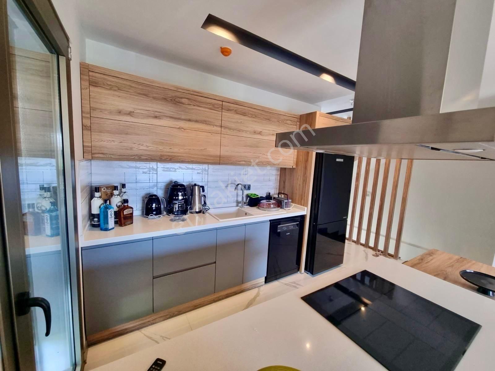 Kuşadası Karaovada 5+2 Villa - Görsel 17