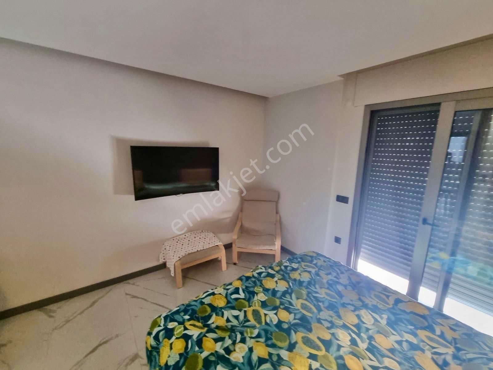 Kuşadası Karaovada 5+2 Villa - Görsel 8