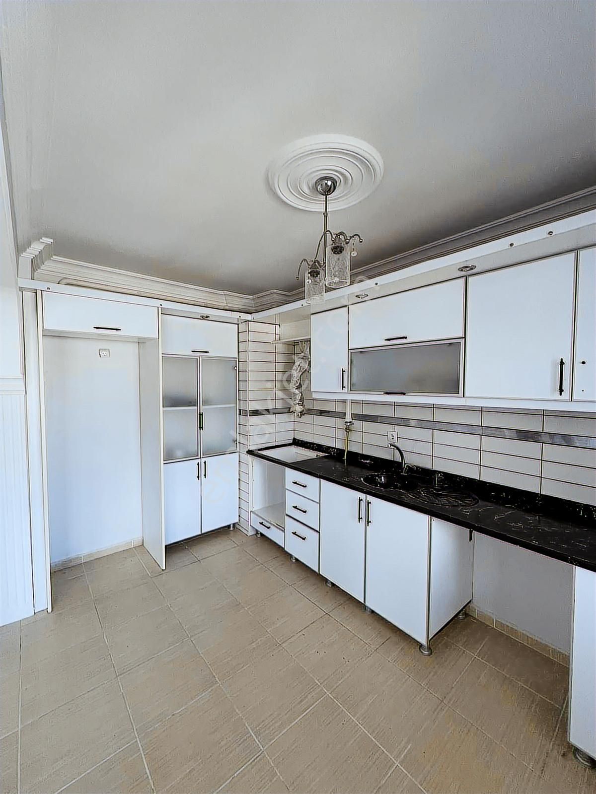 Full Deniz Manzaralı Doğalgazlı 3+1 Kiralık Daire - Görsel 10