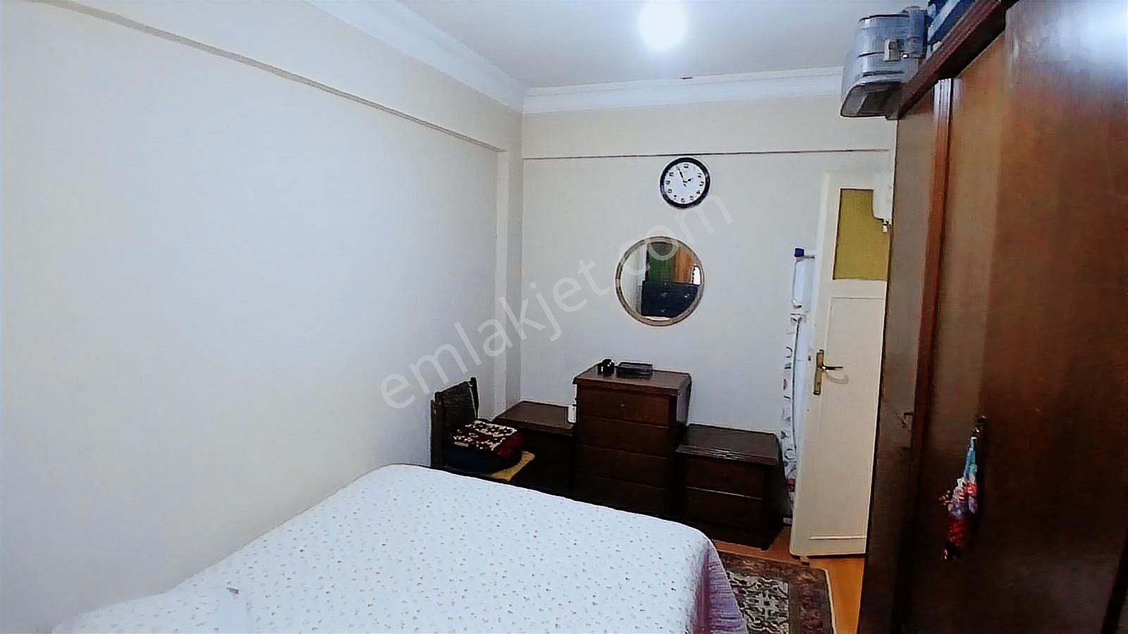 Bahçelievler'de Yatırım Fırsatı 2+1 Daire - Görsel 3