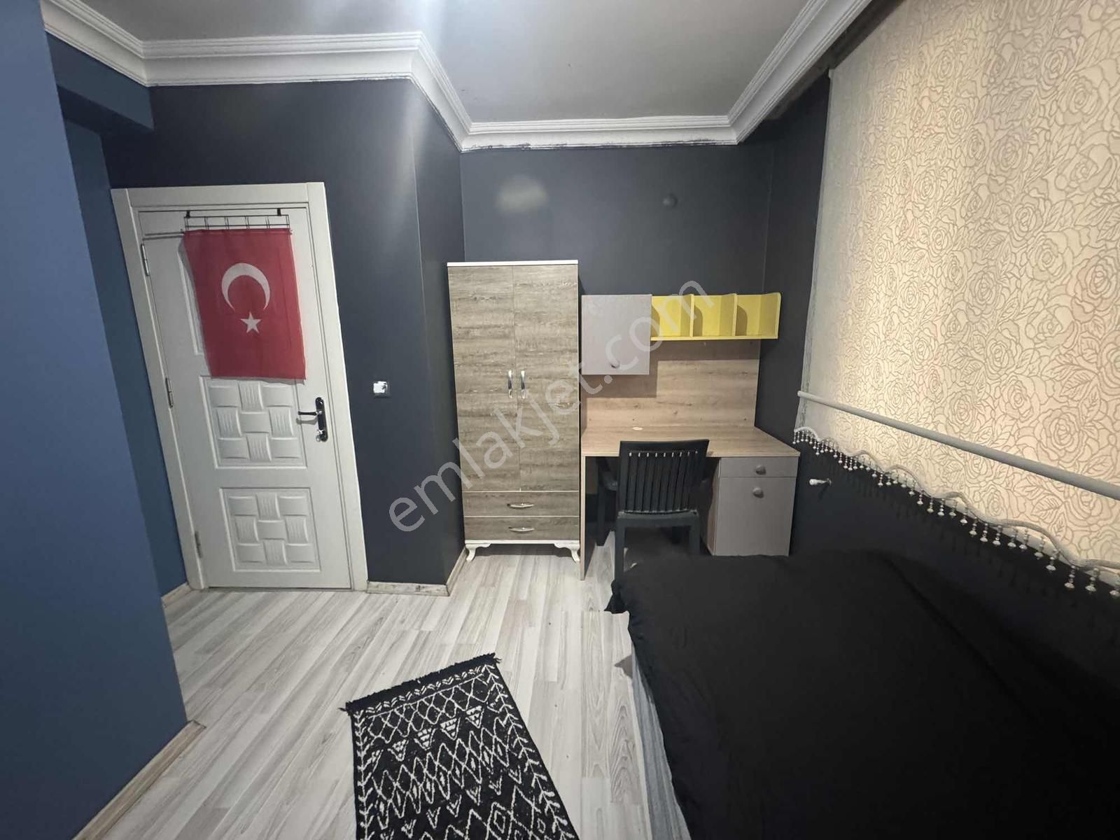 A K Mutludan Geniş Ve Kullanışlı 2+1 Balkonlu Eşyalı Giriş Daire