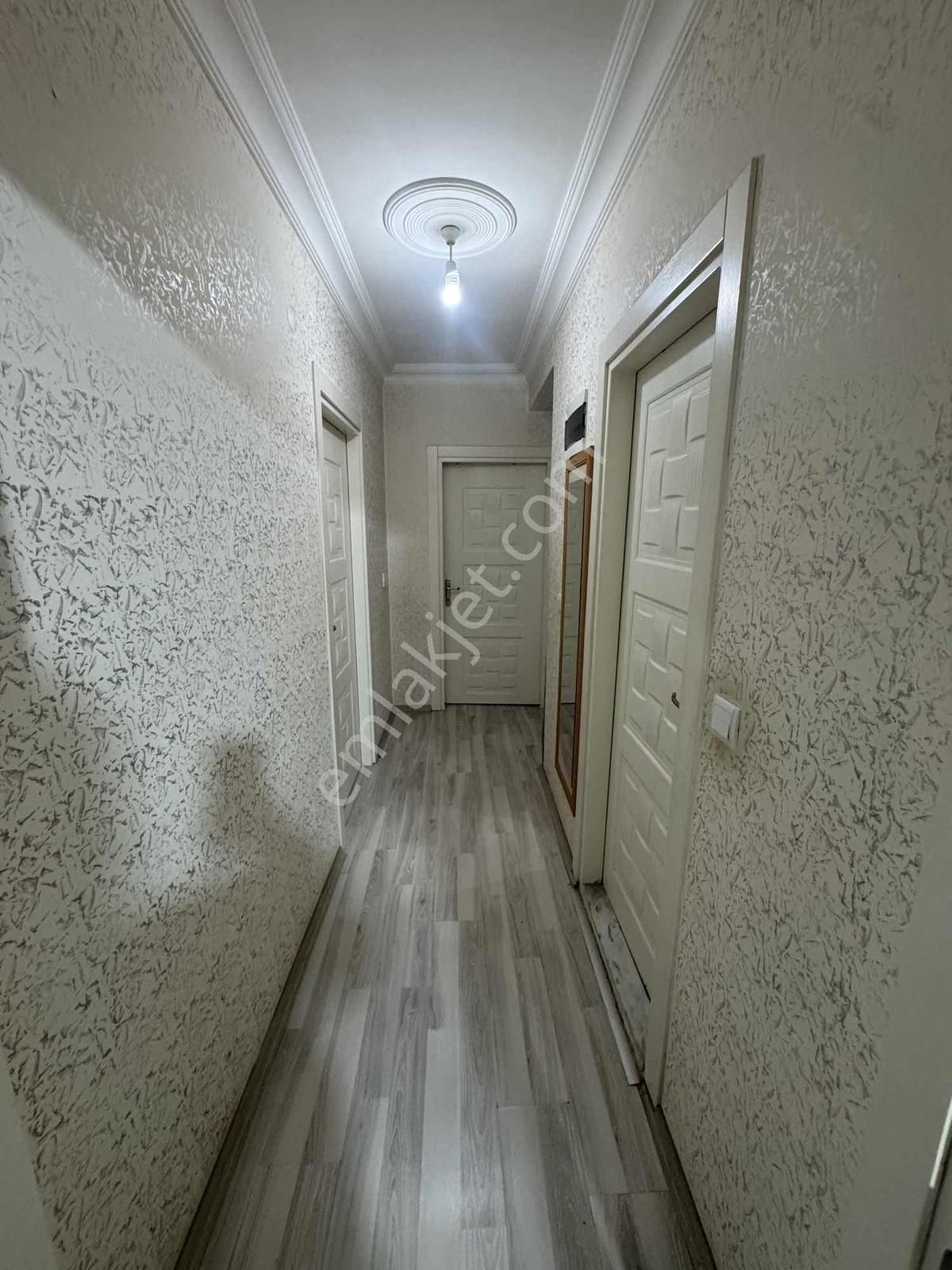 A K Mutludan Geniş Ve Kullanışlı 2+1 Balkonlu Eşyalı Giriş Daire - Görsel 15