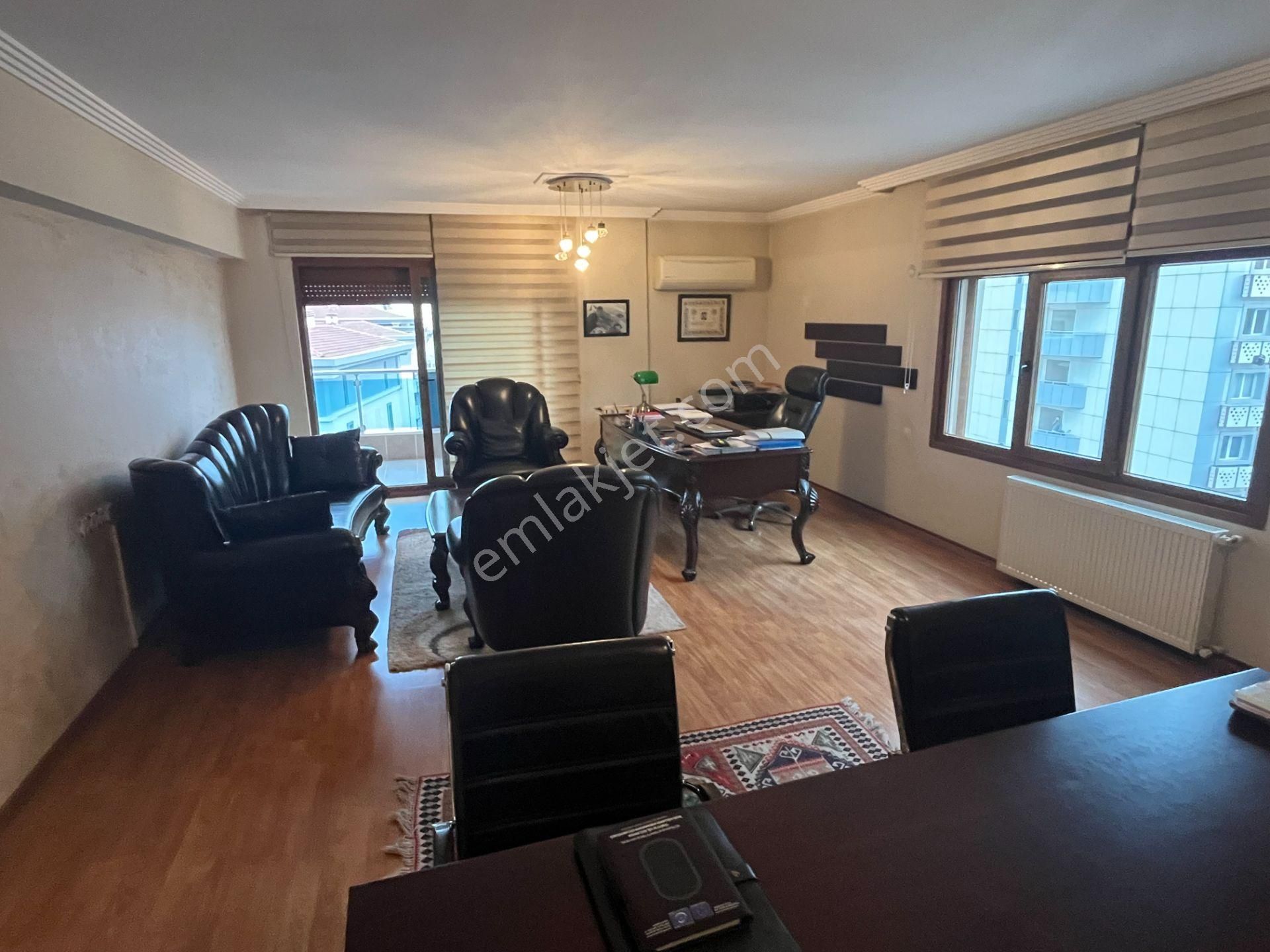 240 M2 4+1 Bölgenin En Geniş Dairelerinden - Görsel 33