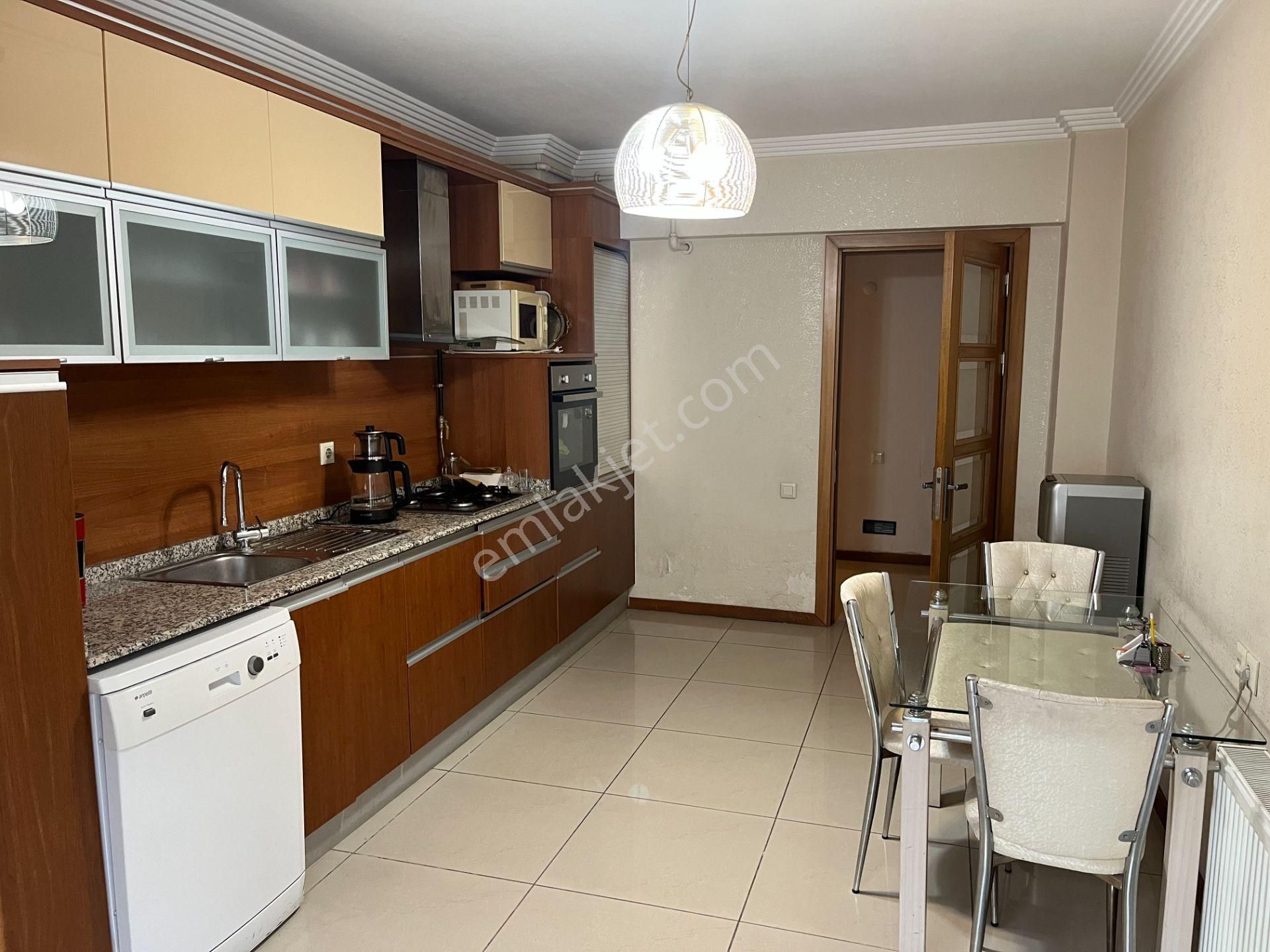 240 M2 4+1 Bölgenin En Geniş Dairelerinden - Görsel 19